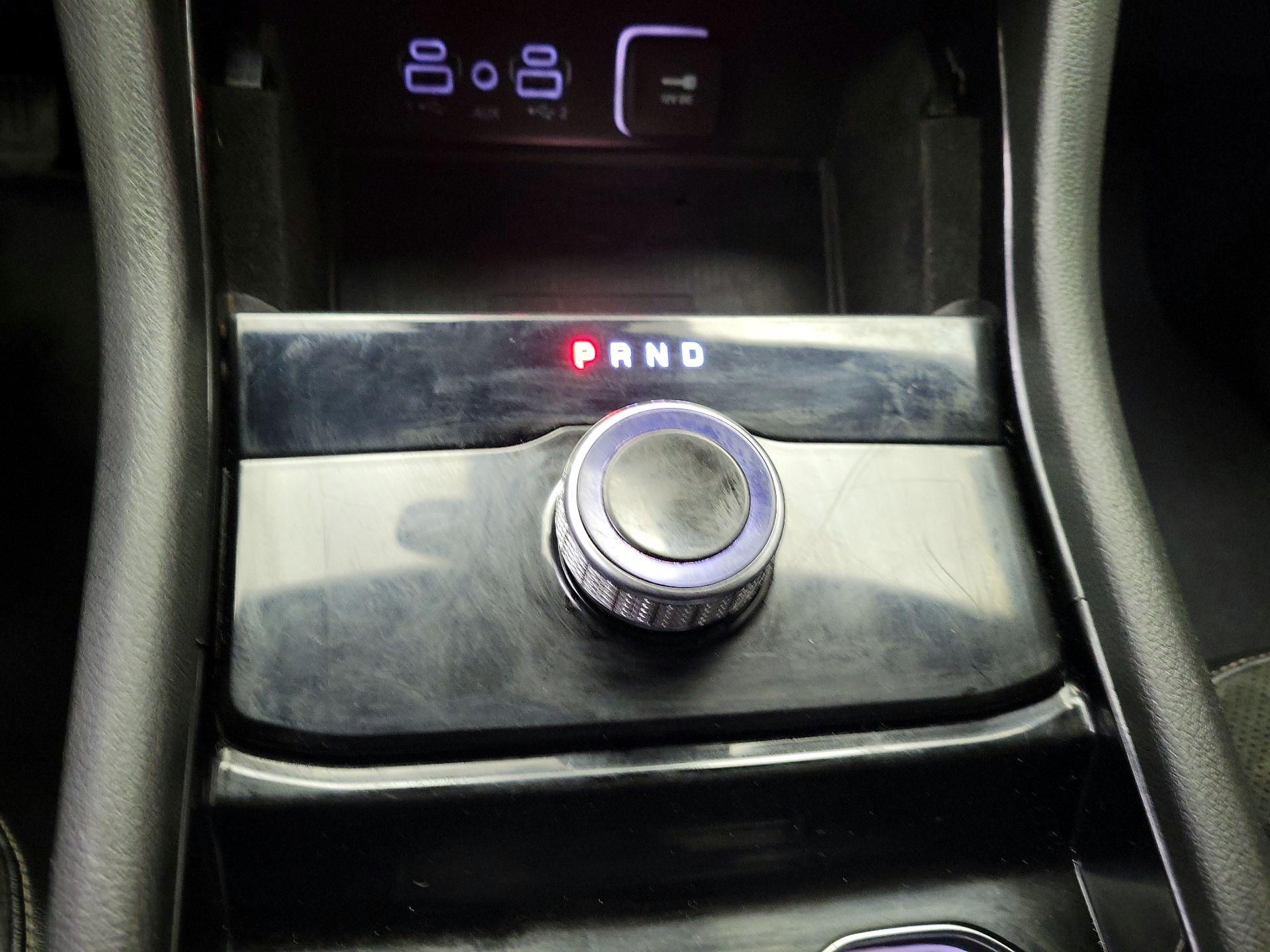 Thumbnail: 2022 Jeep Grand Cherokee - 17