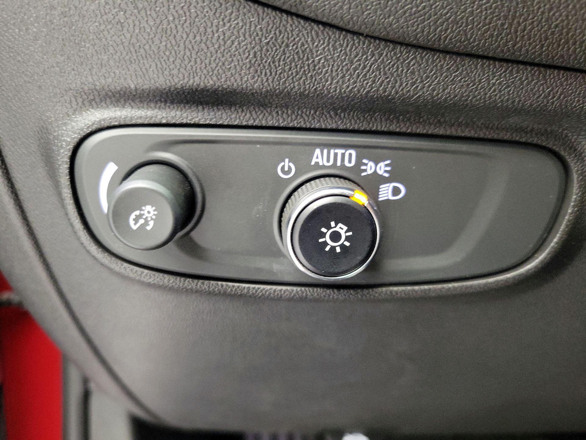 Thumbnail: 2023 Chevrolet Equinox - 13