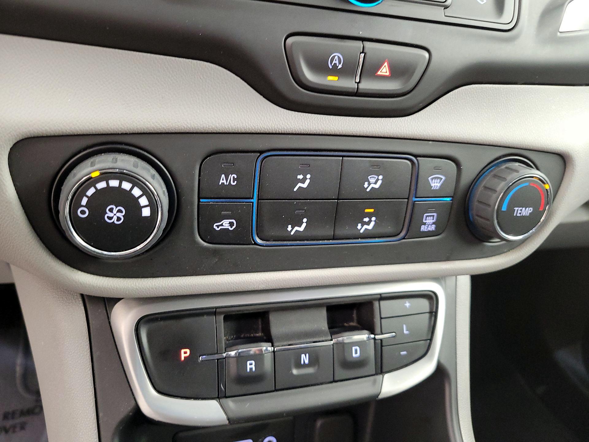 Thumbnail: 2024 GMC Terrain - 16