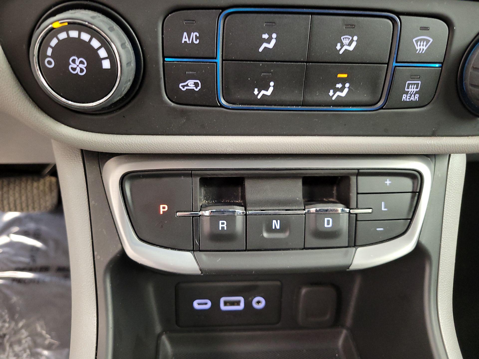 Thumbnail: 2024 GMC Terrain - 17