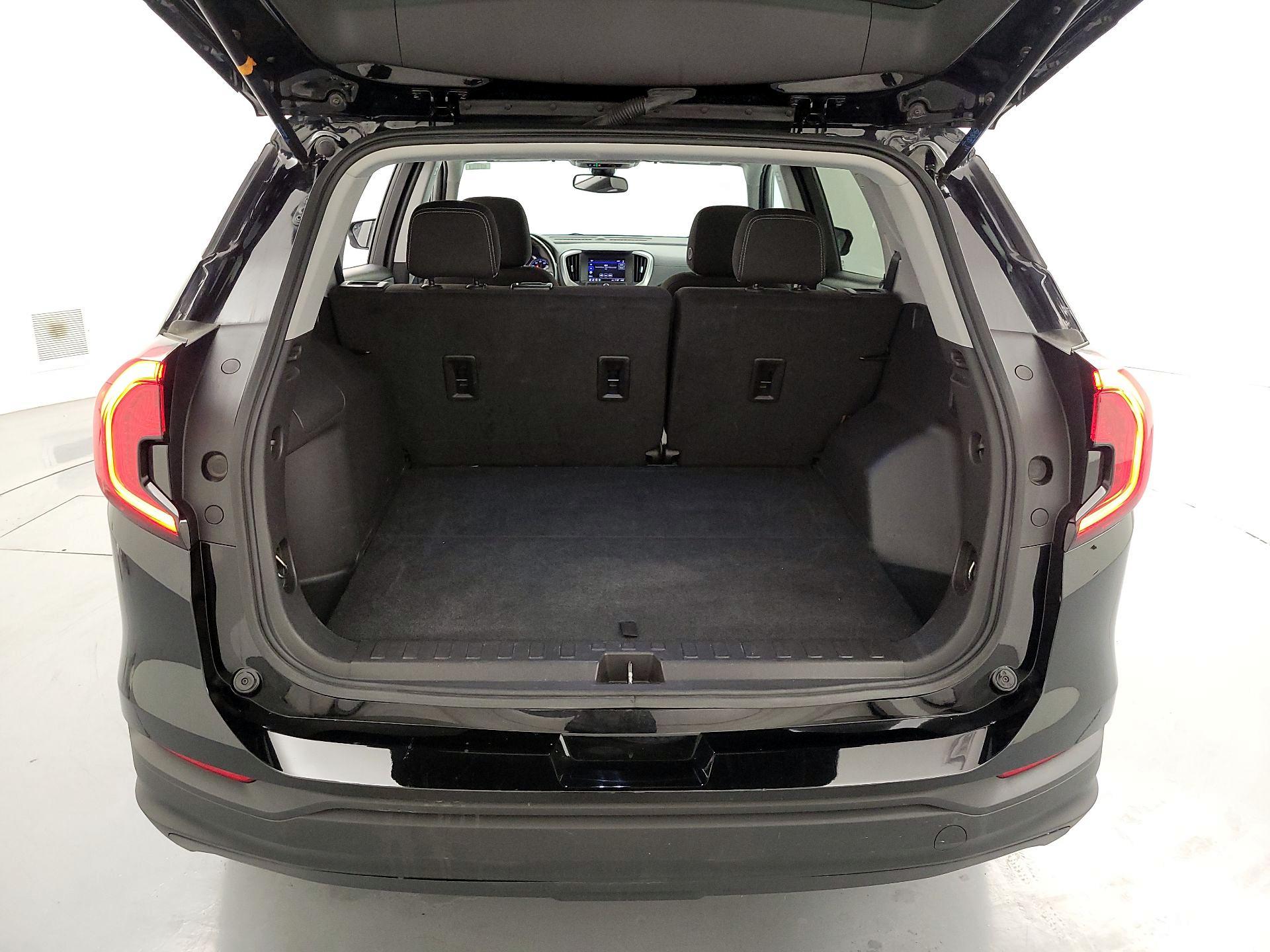 Thumbnail: 2024 GMC Terrain - 20