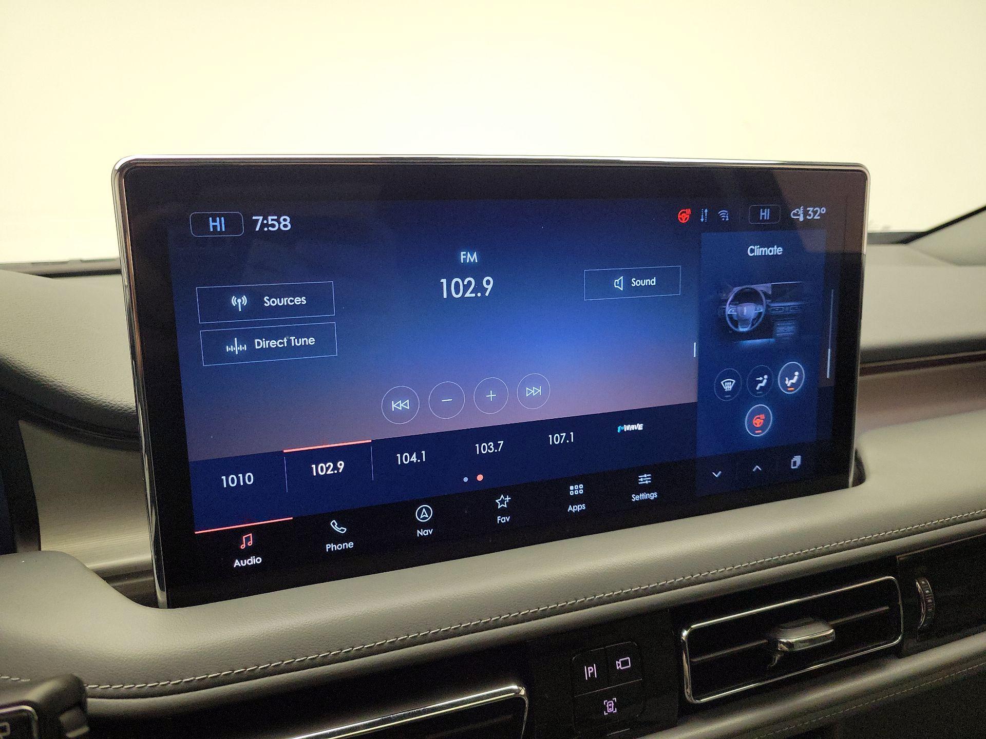 Thumbnail: 2021 Lincoln Nautilus - 16