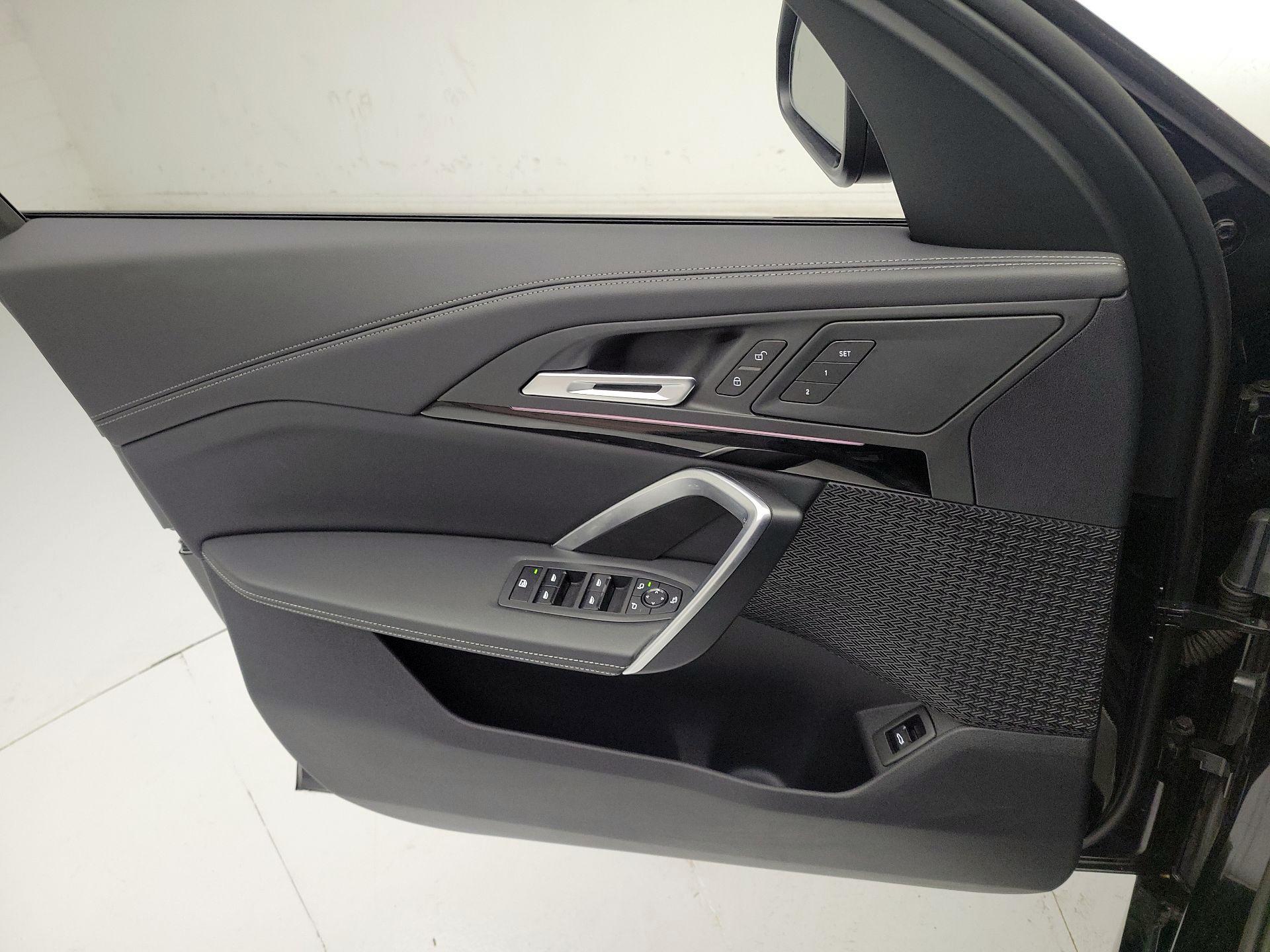 Thumbnail: 2025 BMW X1 - 12