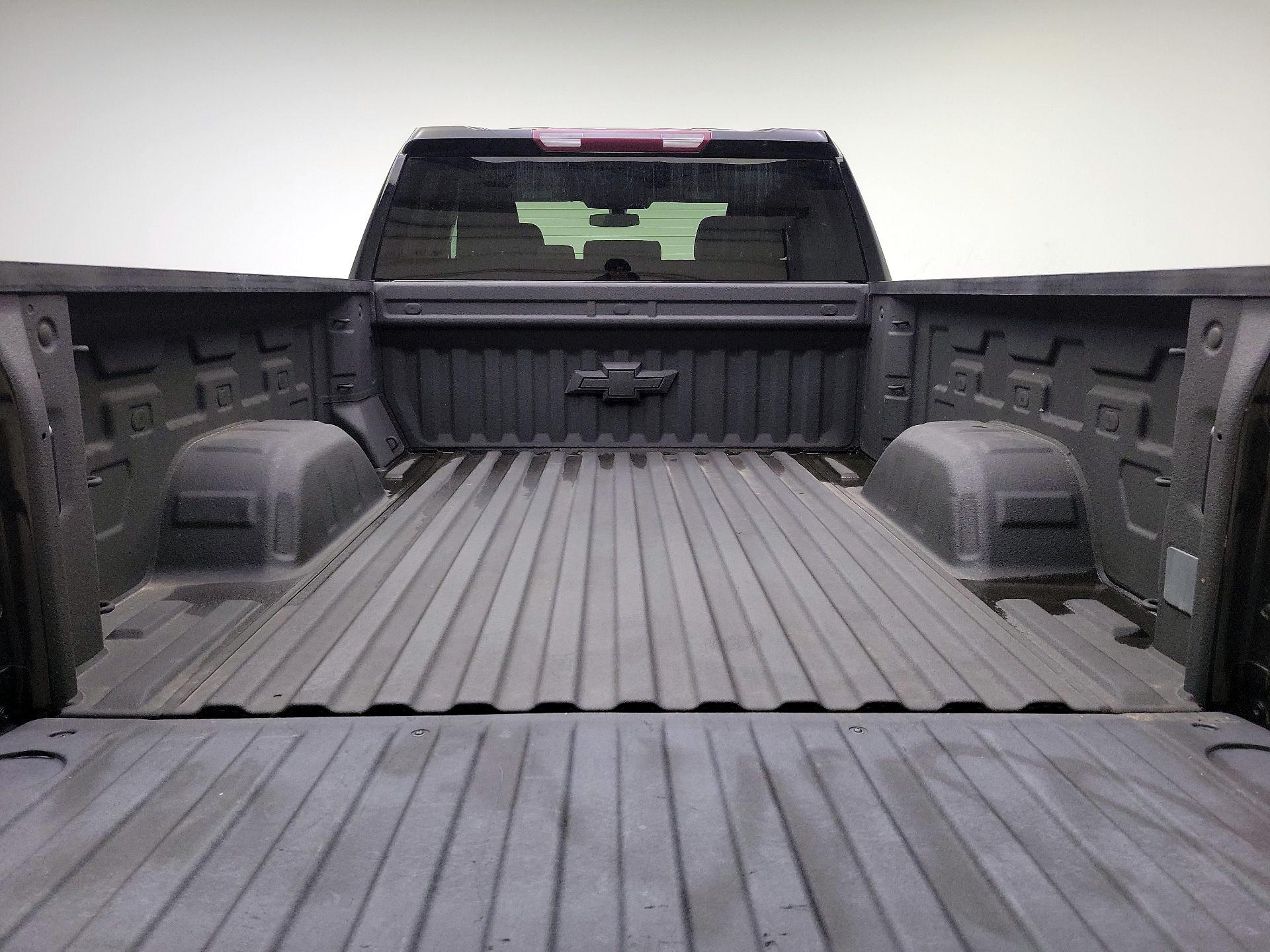Thumbnail: 2020 Chevrolet Silverado 1500 - 20