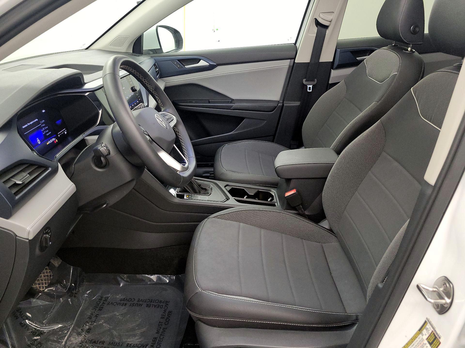 Thumbnail: 2024 Volkswagen Taos - 11