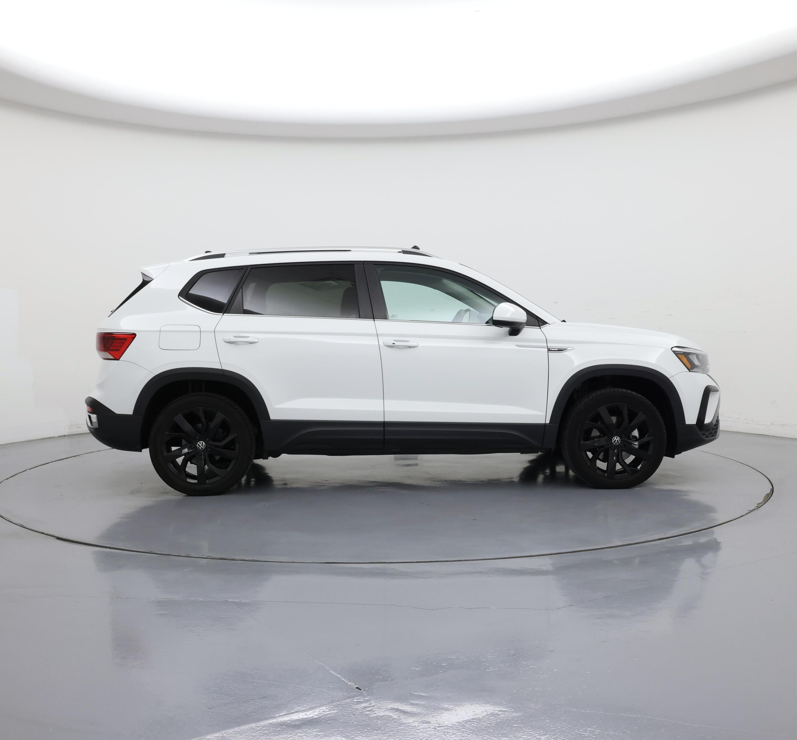 Thumbnail: 2024 Volkswagen Taos - 7