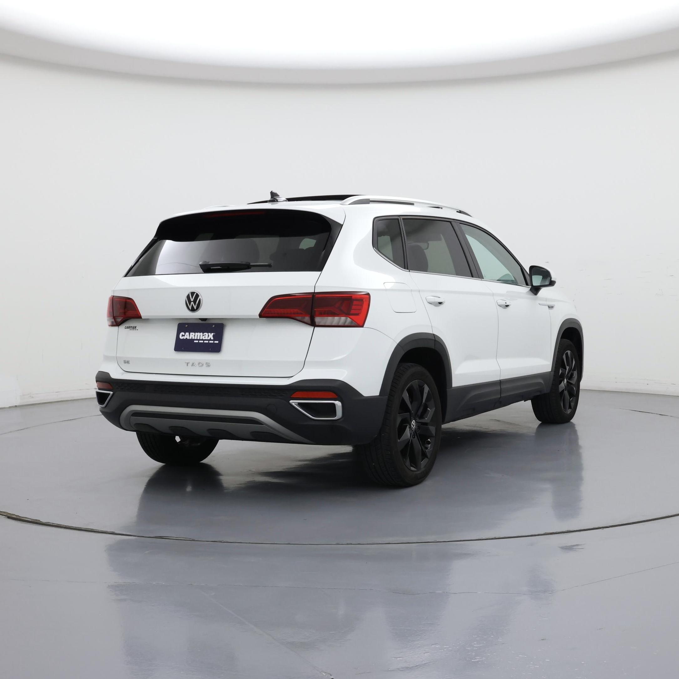 Thumbnail: 2024 Volkswagen Taos - 8