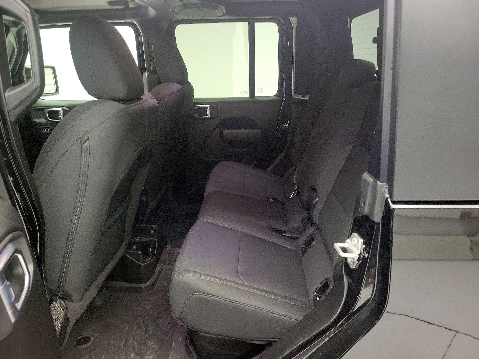 Thumbnail: 2023 Jeep Gladiator - 19