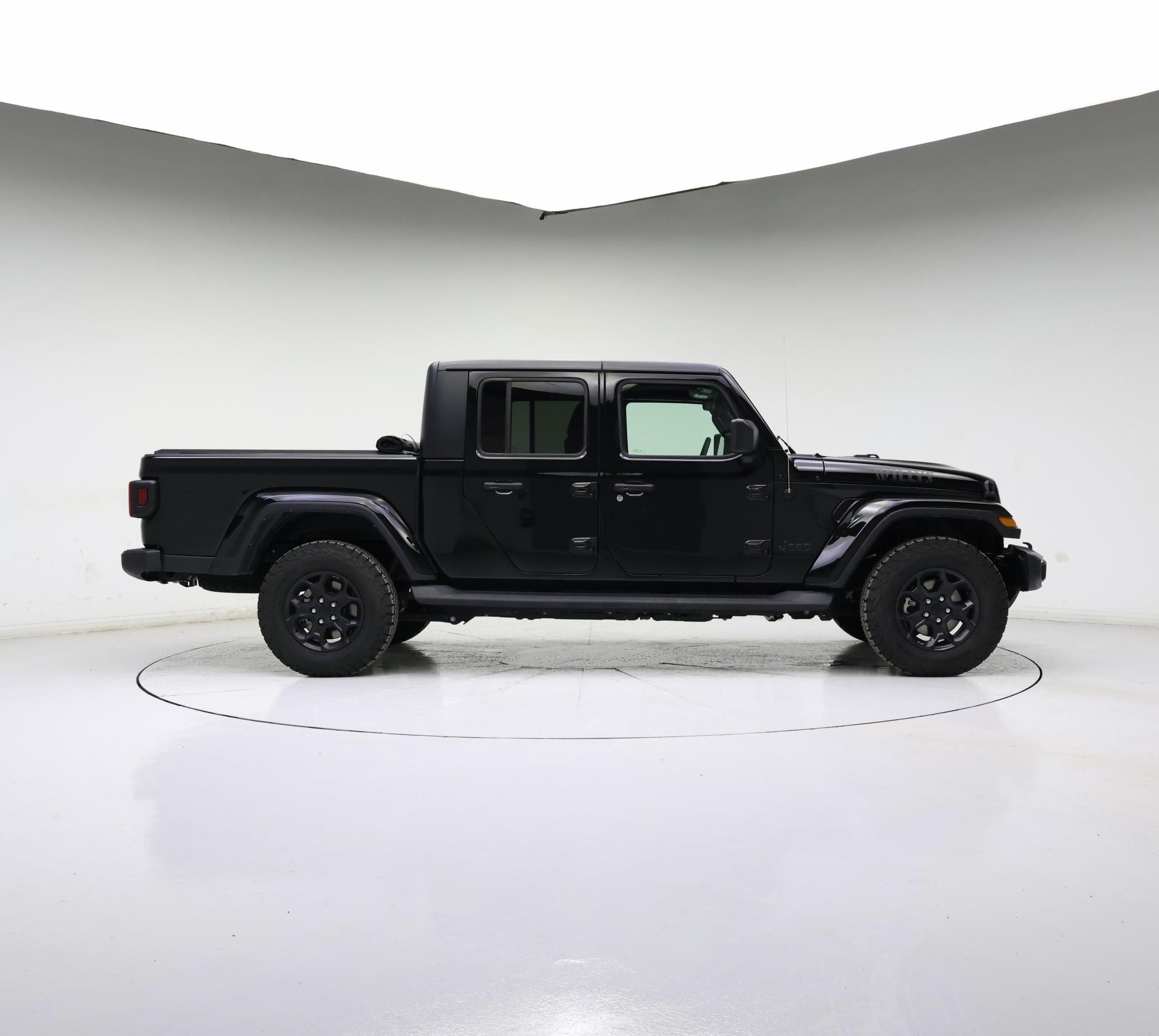 Thumbnail: 2023 Jeep Gladiator - 7