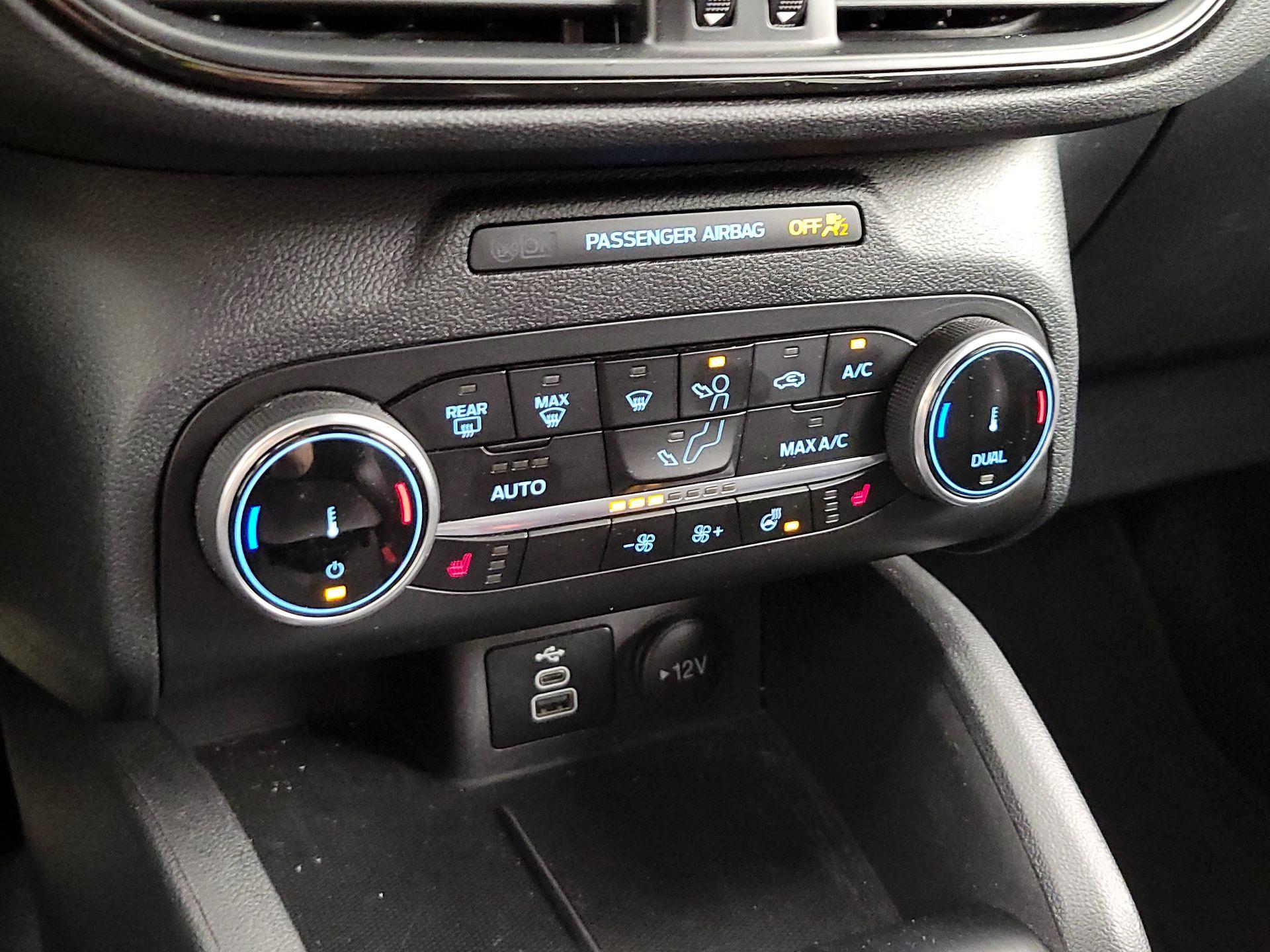 Thumbnail: 2024 Ford Escape - 16