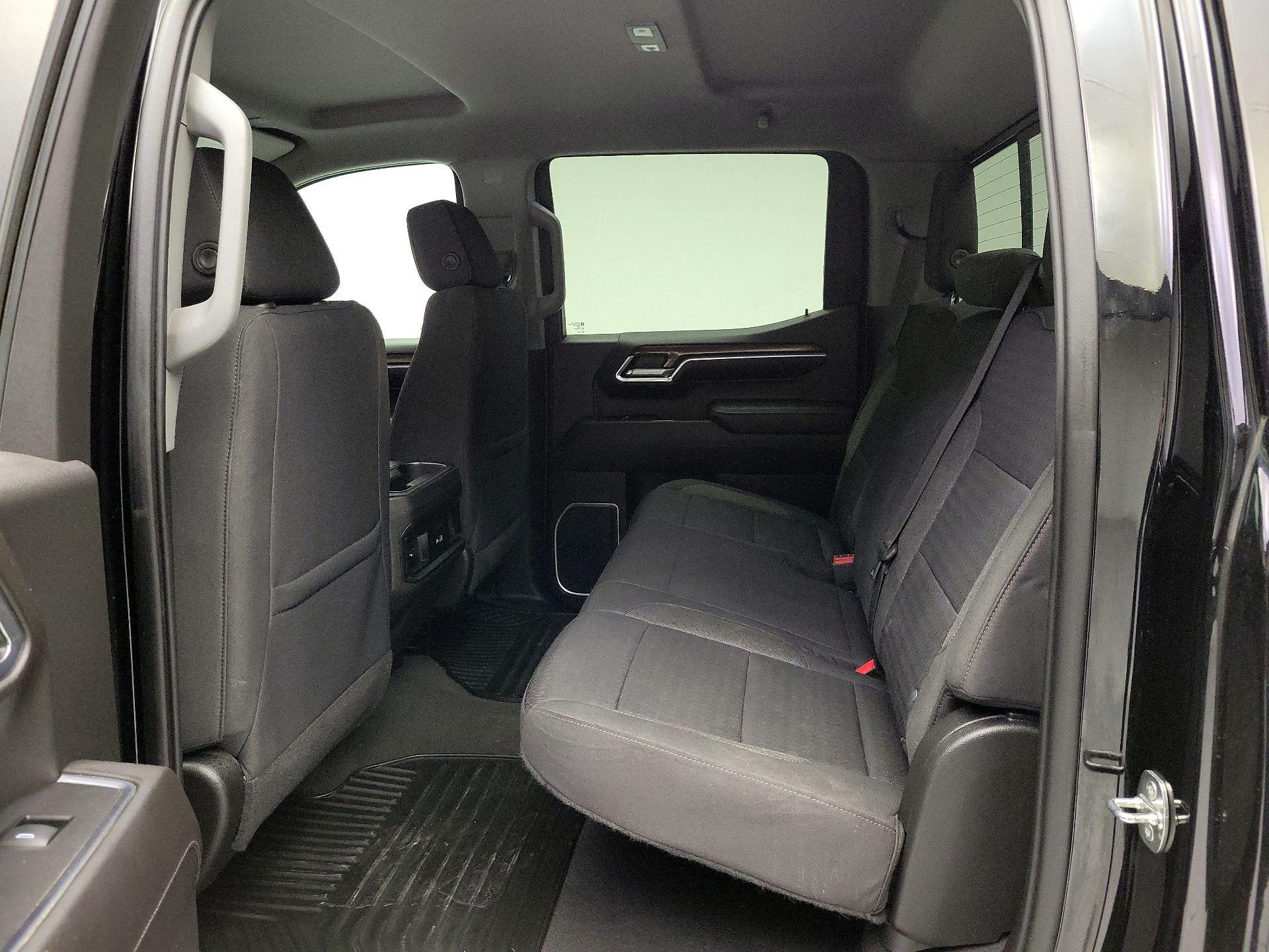 Thumbnail: 2022 Chevrolet Silverado 1500 - 19