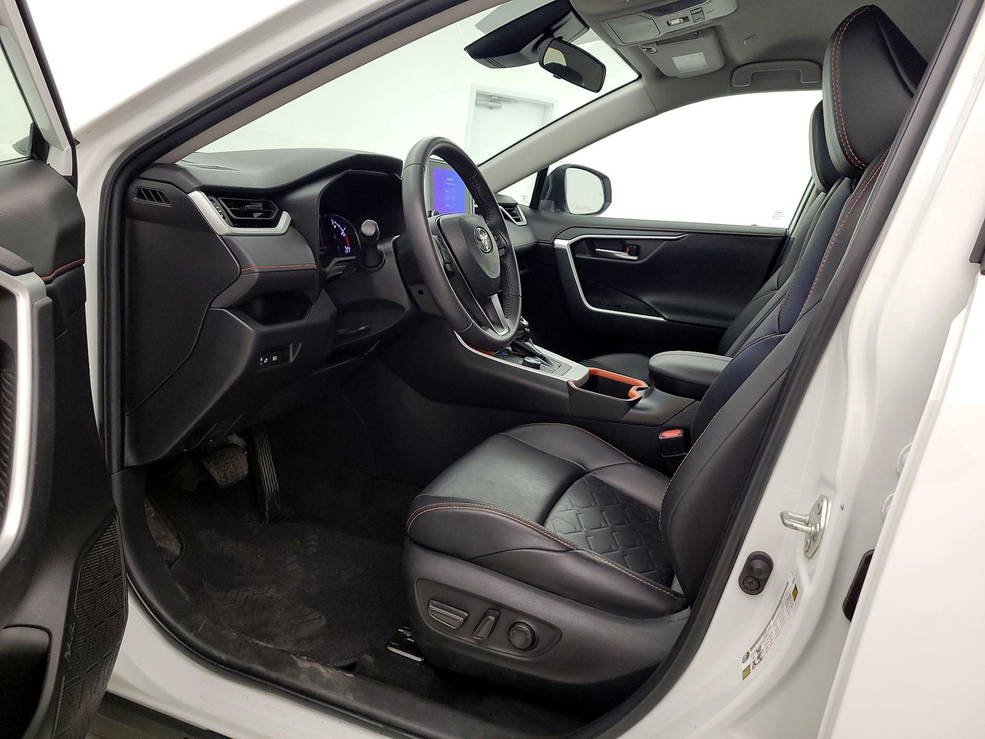 Thumbnail: 2023 Toyota RAV4 - 11