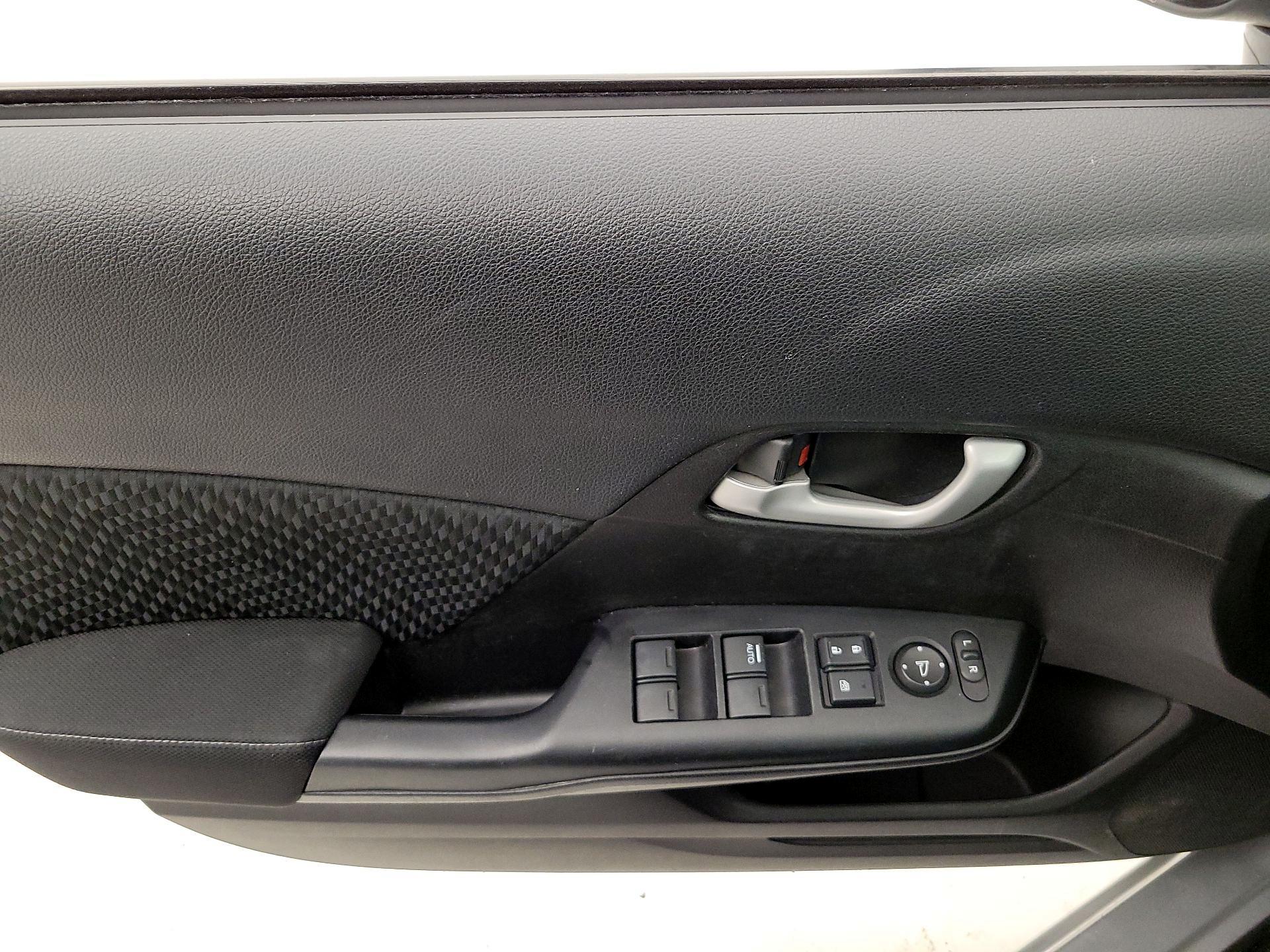 Thumbnail: 2014 Honda Civic - 12