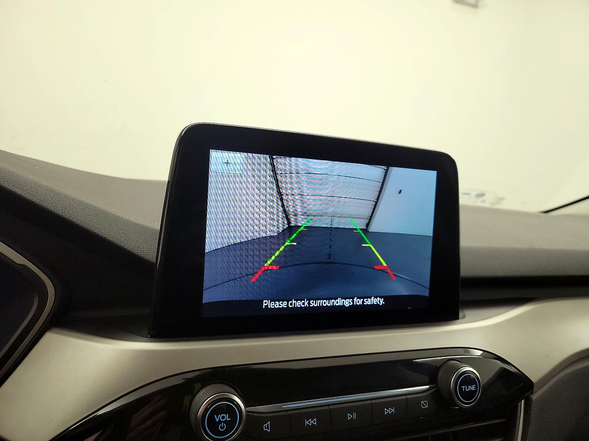 Thumbnail: 2022 Ford Escape - 14