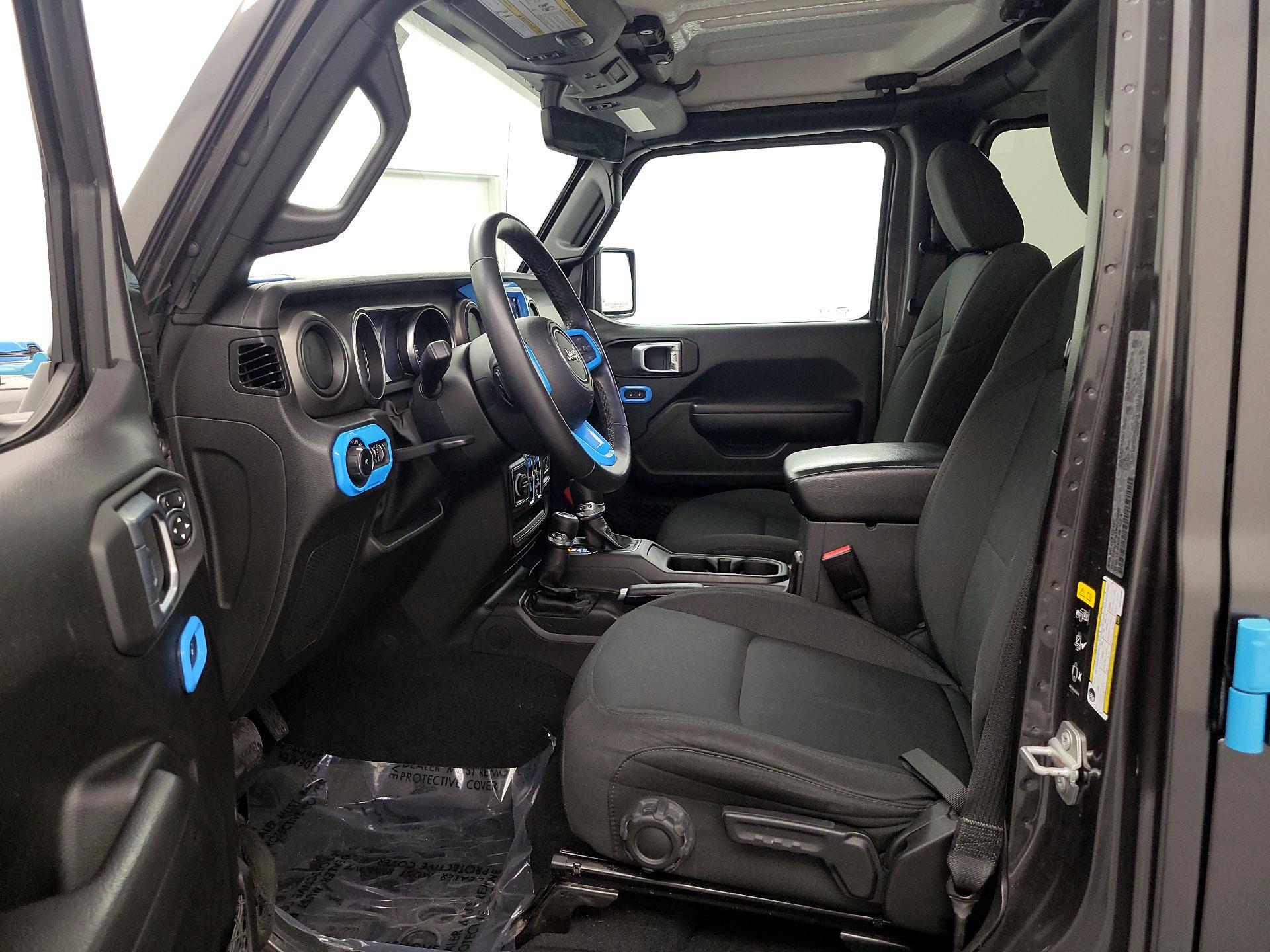 Thumbnail: 2022 Jeep Wrangler - 11