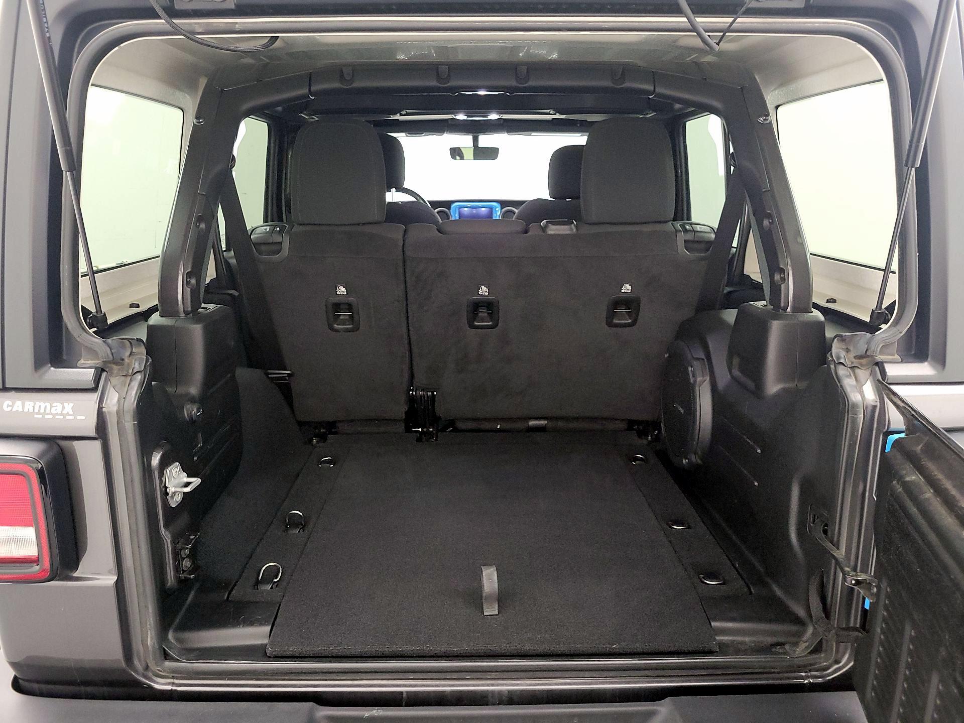 Thumbnail: 2022 Jeep Wrangler - 20