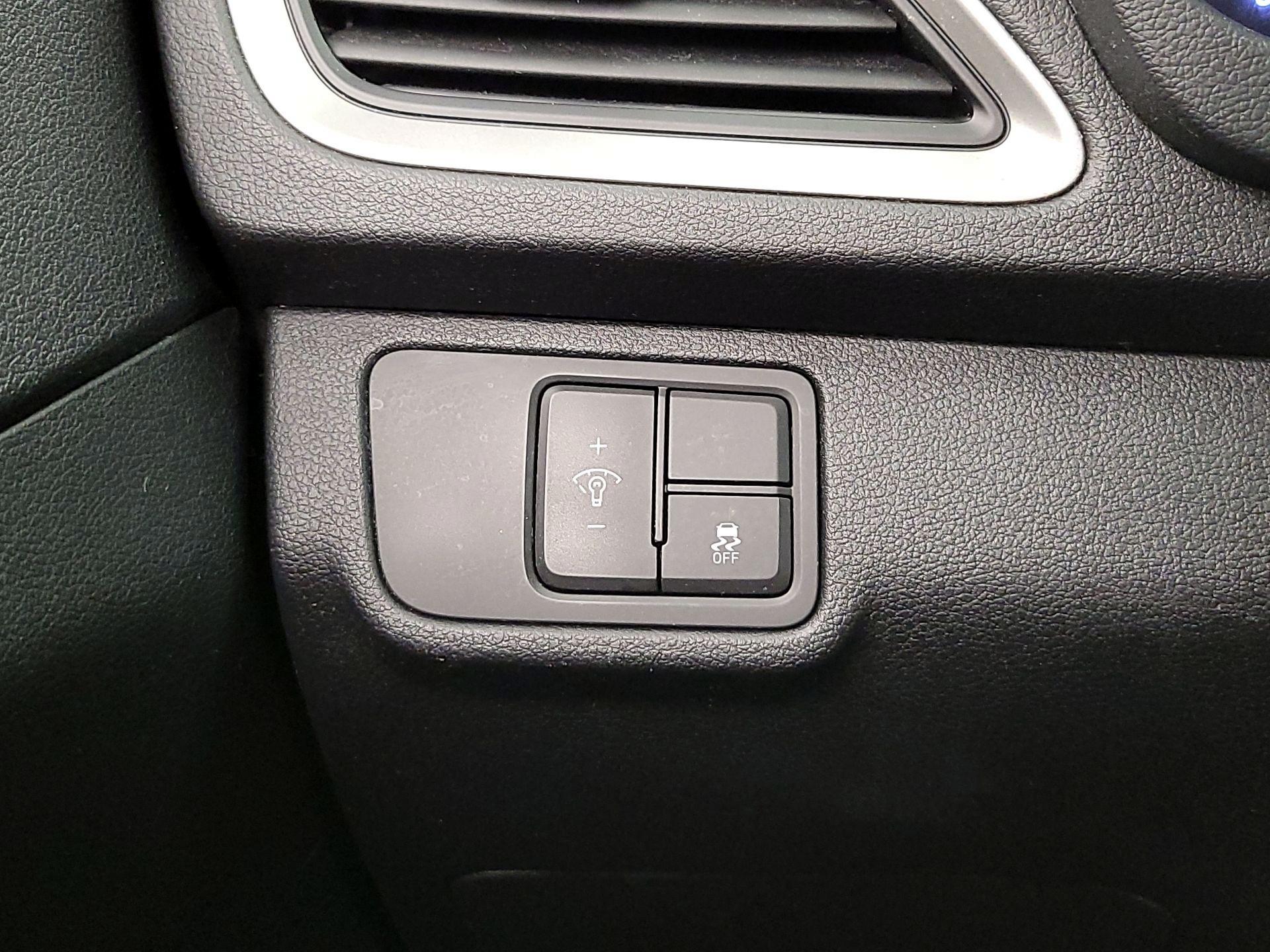 Thumbnail: 2019 Hyundai Accent - 13