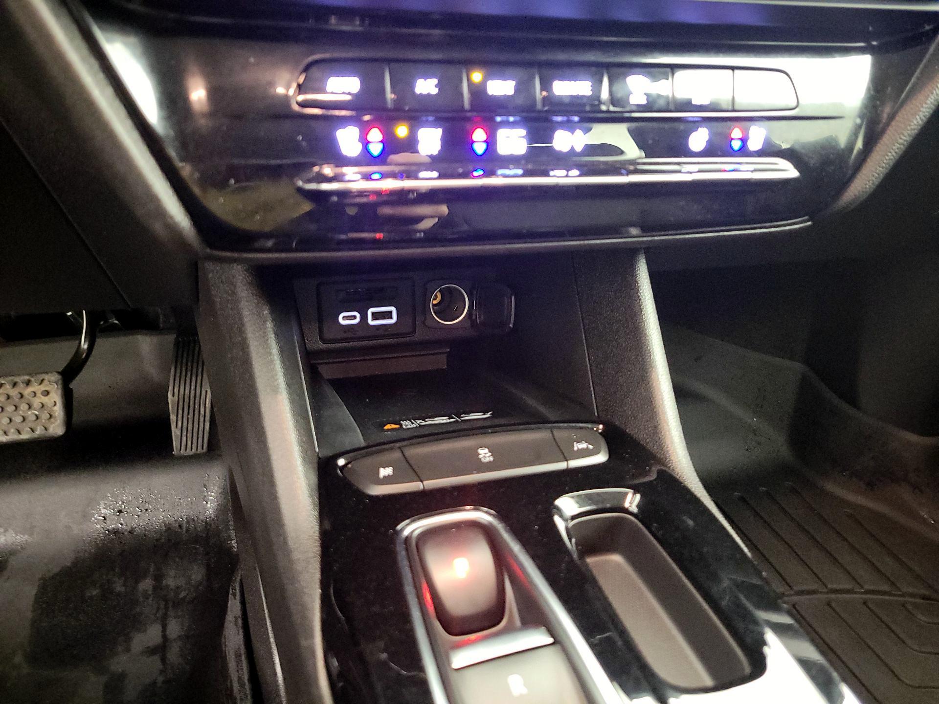 Thumbnail: 2023 Chevrolet Bolt EUV - 19