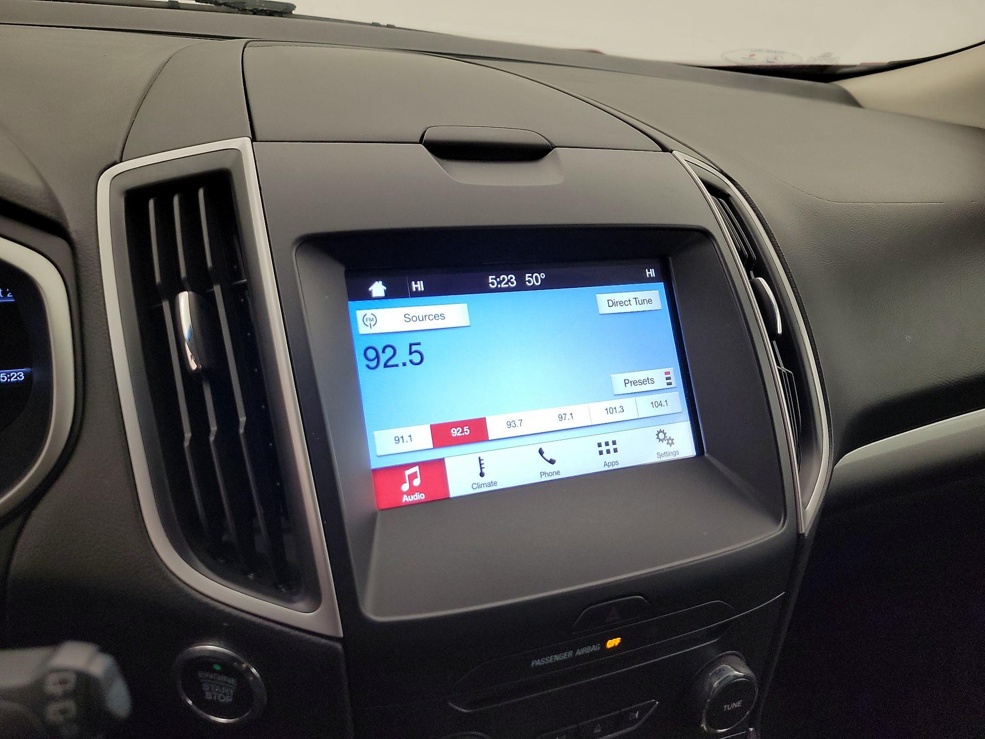 Thumbnail: 2018 Ford Edge - 15