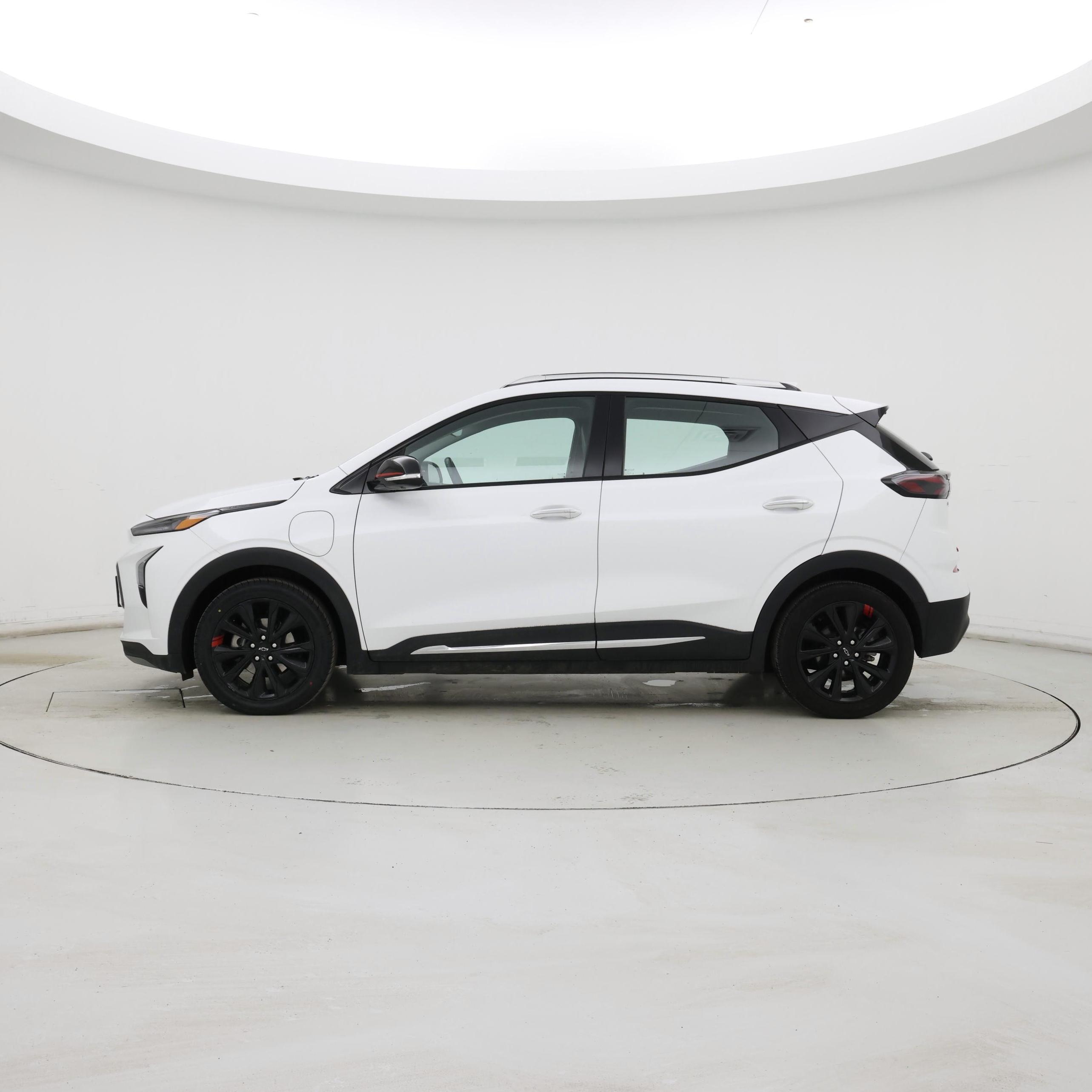 Thumbnail: 2023 Chevrolet Bolt EUV - 3