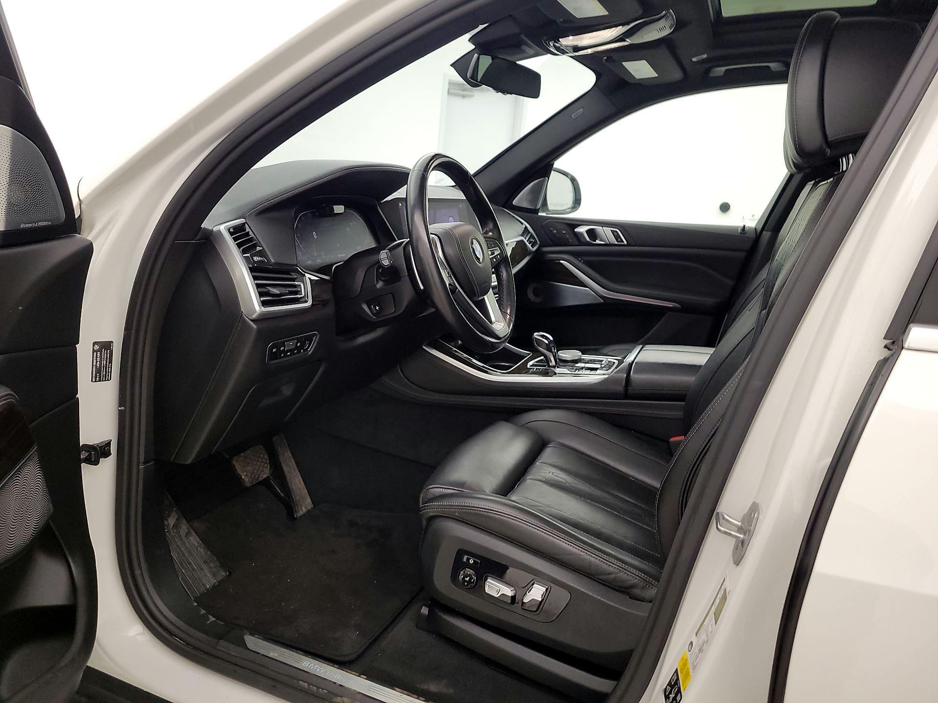 Thumbnail: 2020 BMW X5 - 11
