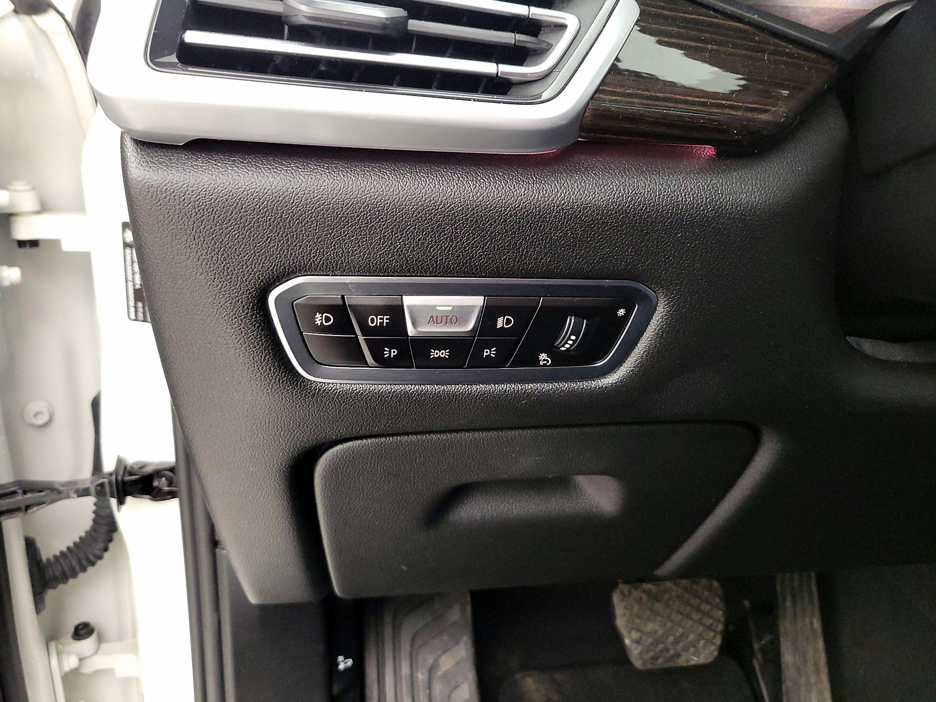 Thumbnail: 2020 BMW X5 - 13