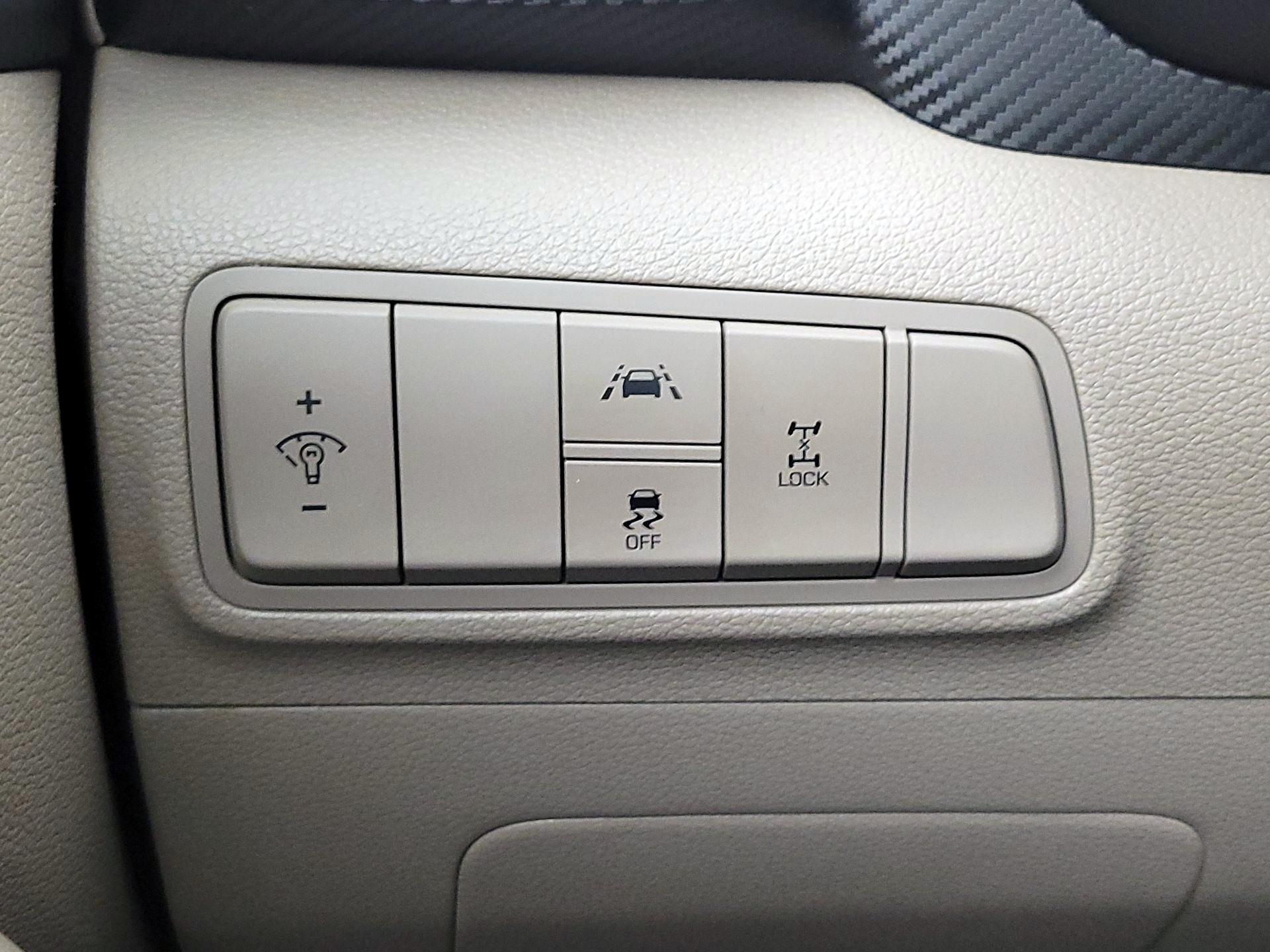 Thumbnail: 2019 Hyundai Tucson - 13