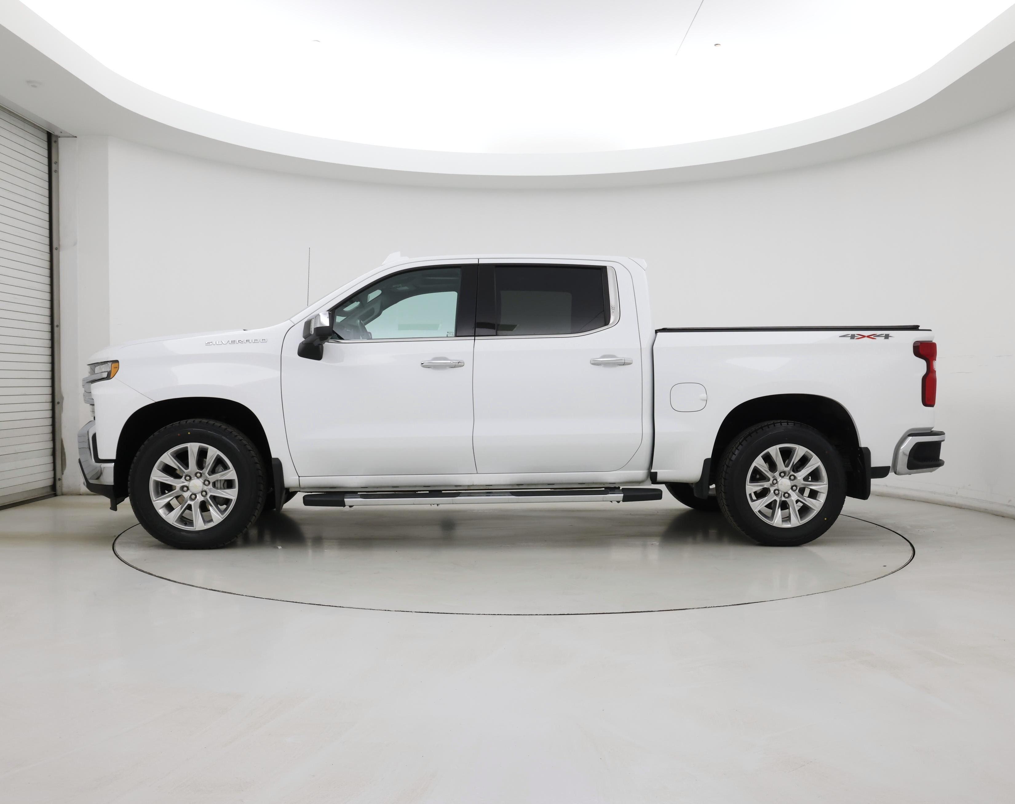 Thumbnail: 2022 Chevrolet Silverado 1500 - 3
