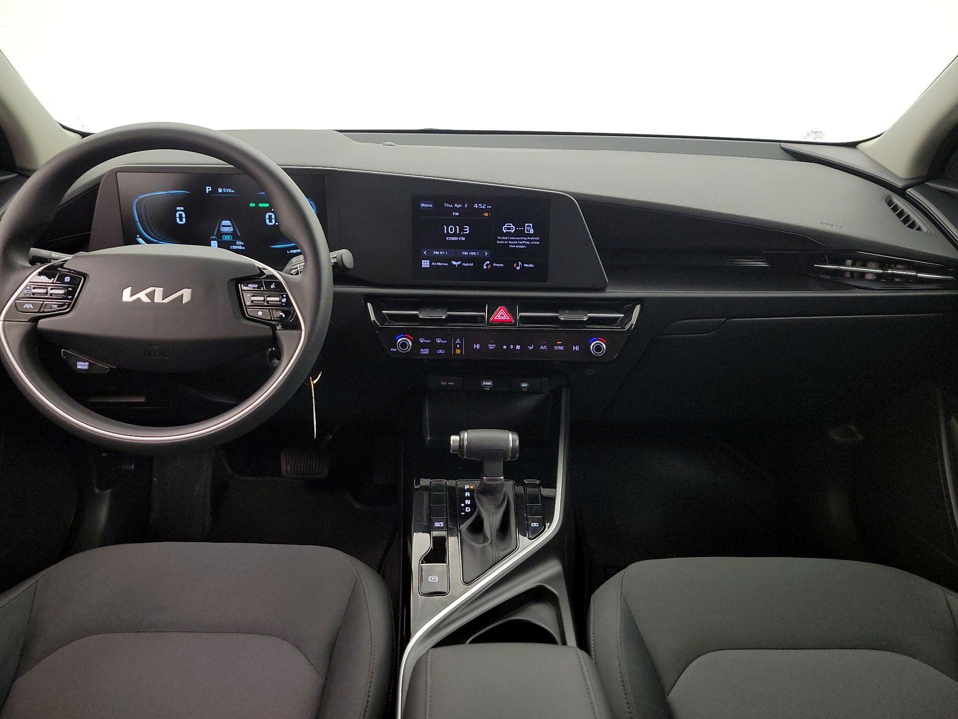 Thumbnail: 2024 Kia Niro - 9