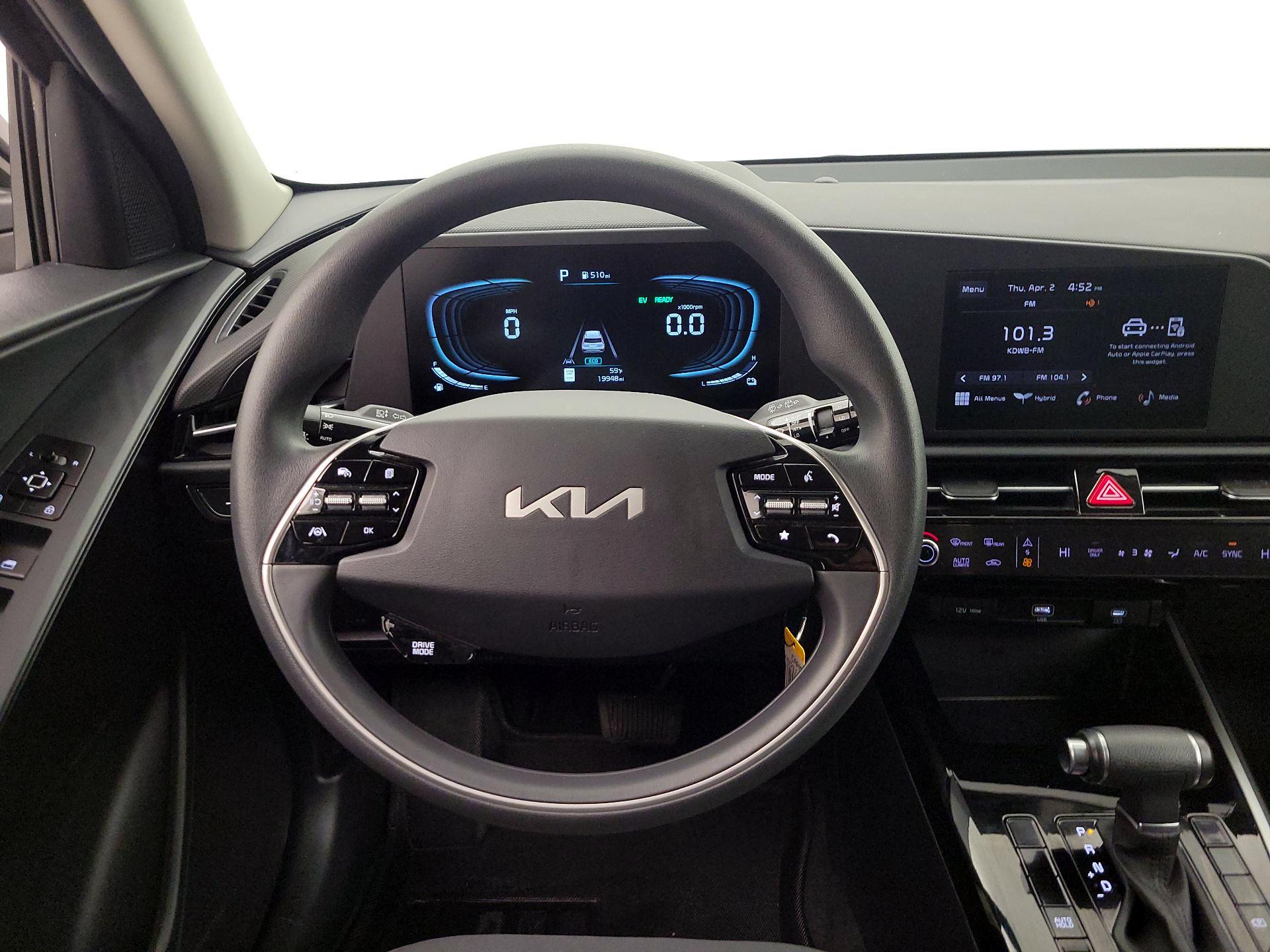 Thumbnail: 2024 Kia Niro - 10
