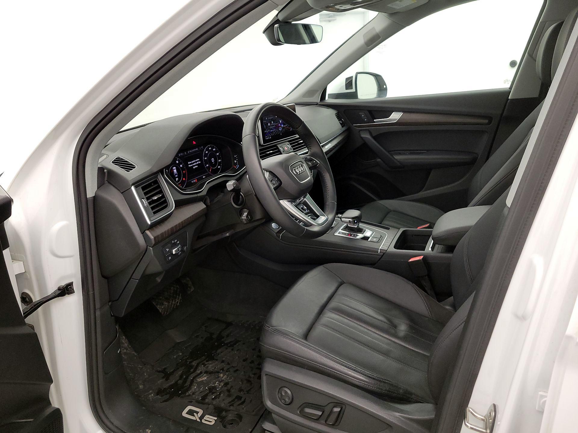 Thumbnail: 2019 Audi Q5 - 11