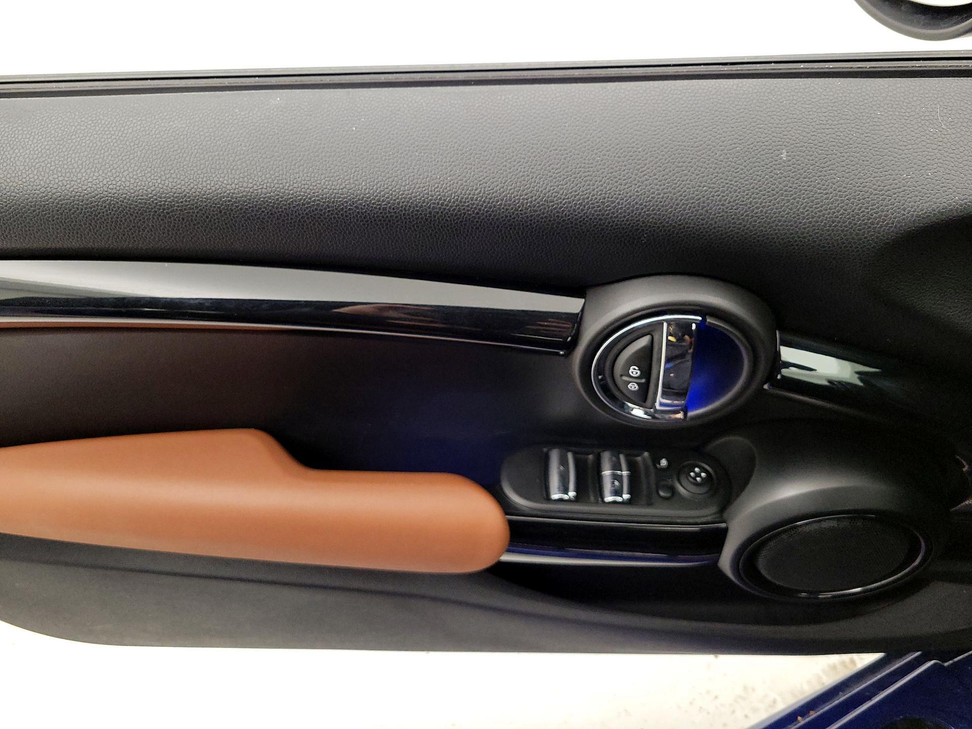 Thumbnail: 2019 MINI Cooper - 12