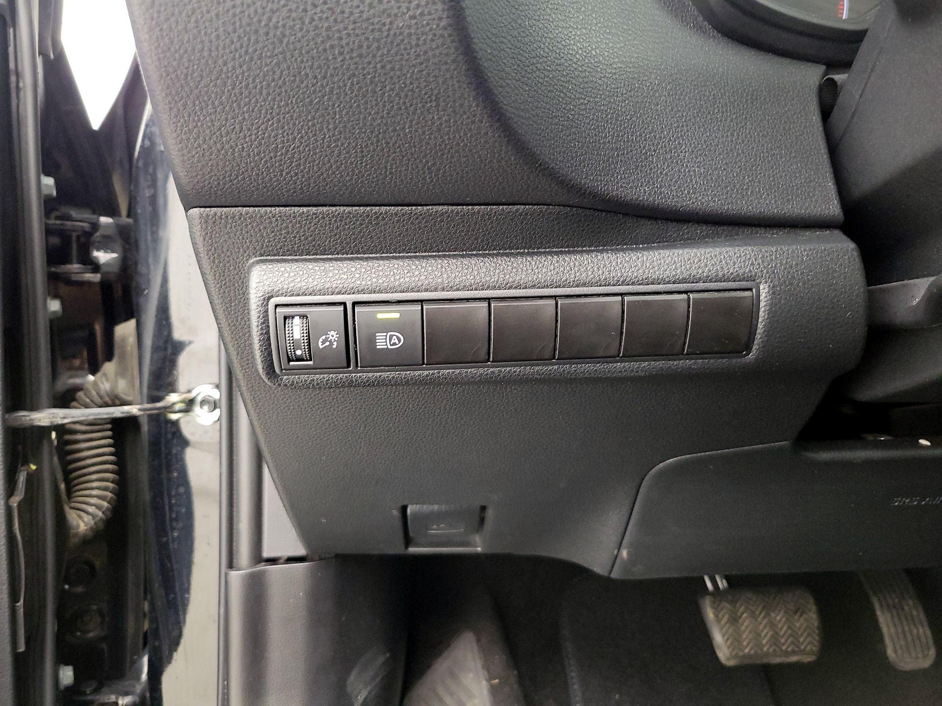 Thumbnail: 2024 Toyota Corolla - 13