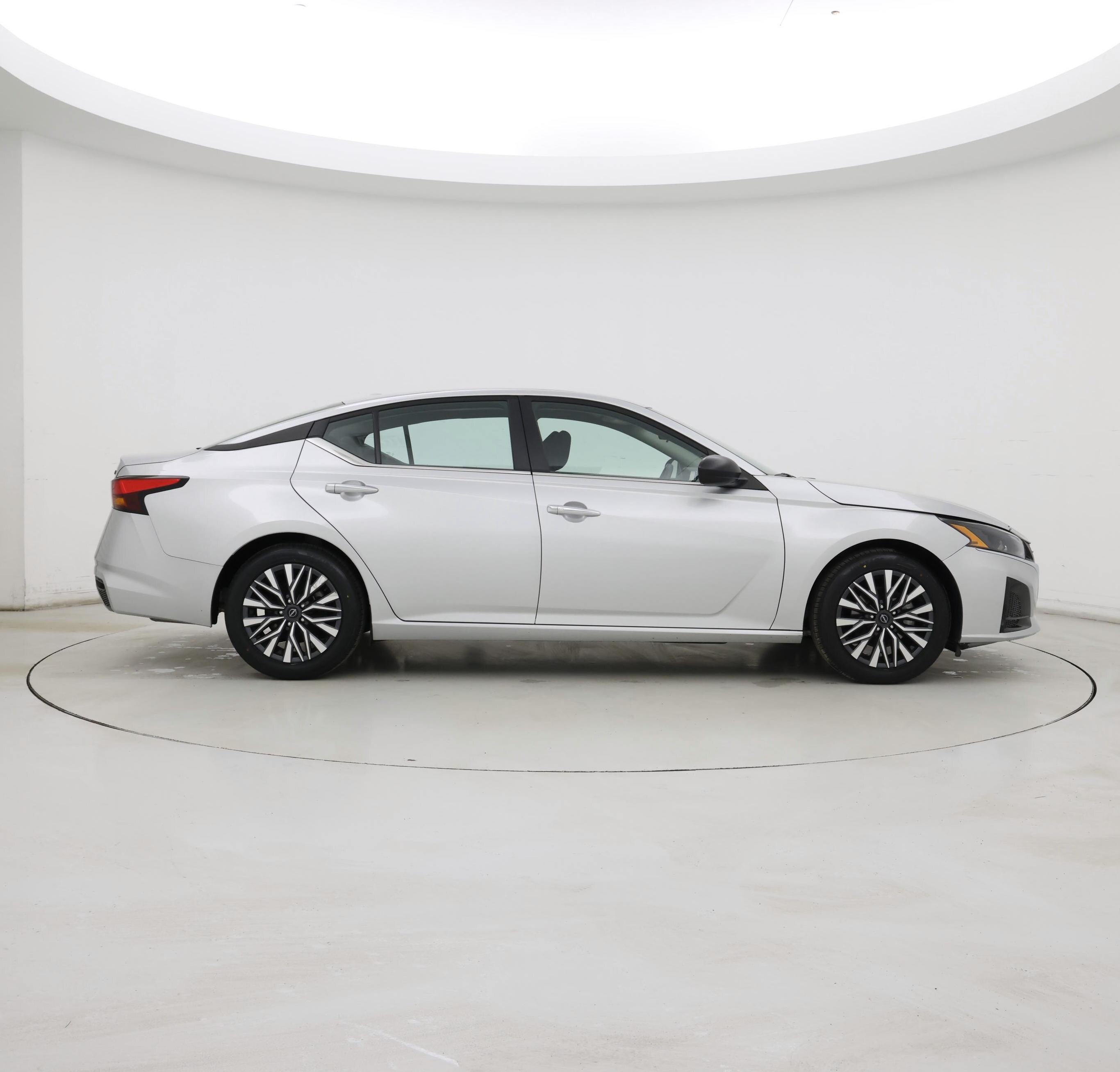 Thumbnail: 2024 Nissan Altima - 7