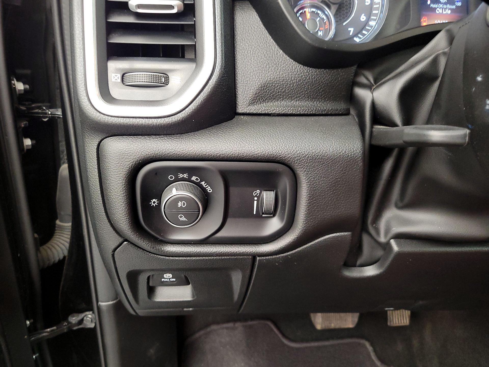 Thumbnail: 2024 RAM 1500 - 13