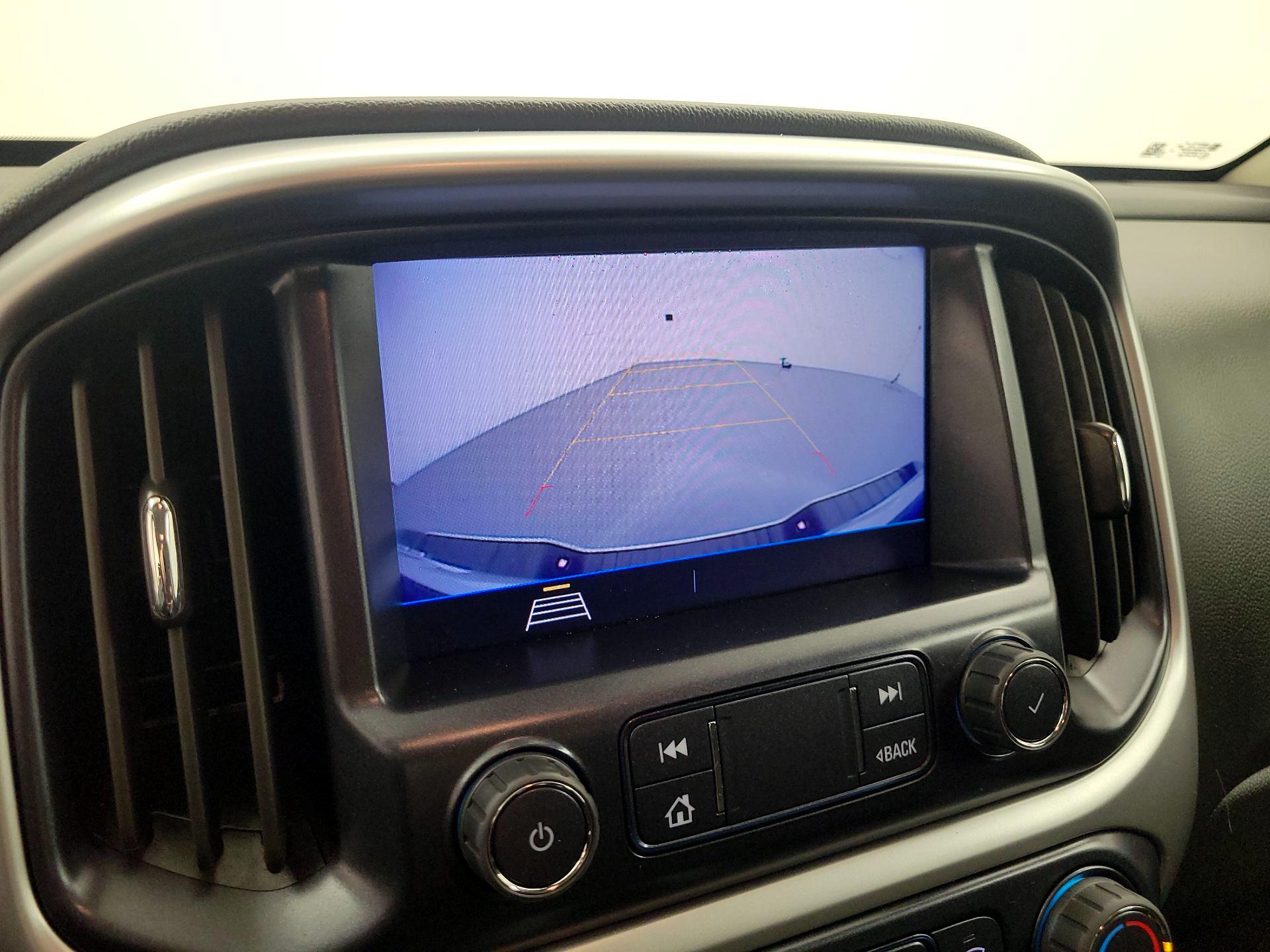 Thumbnail: 2022 Chevrolet Colorado - 12