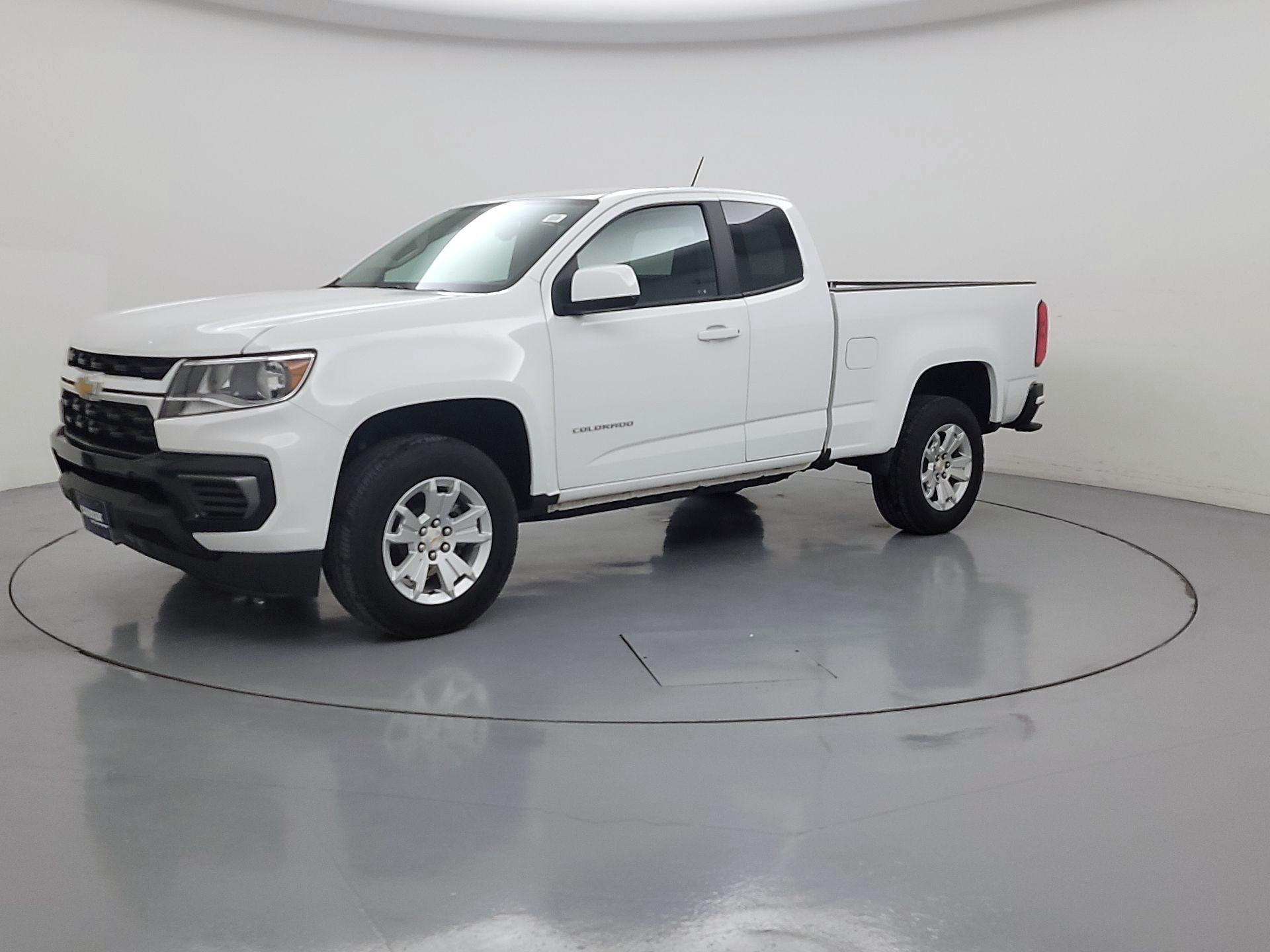 Thumbnail: 2022 Chevrolet Colorado - 3