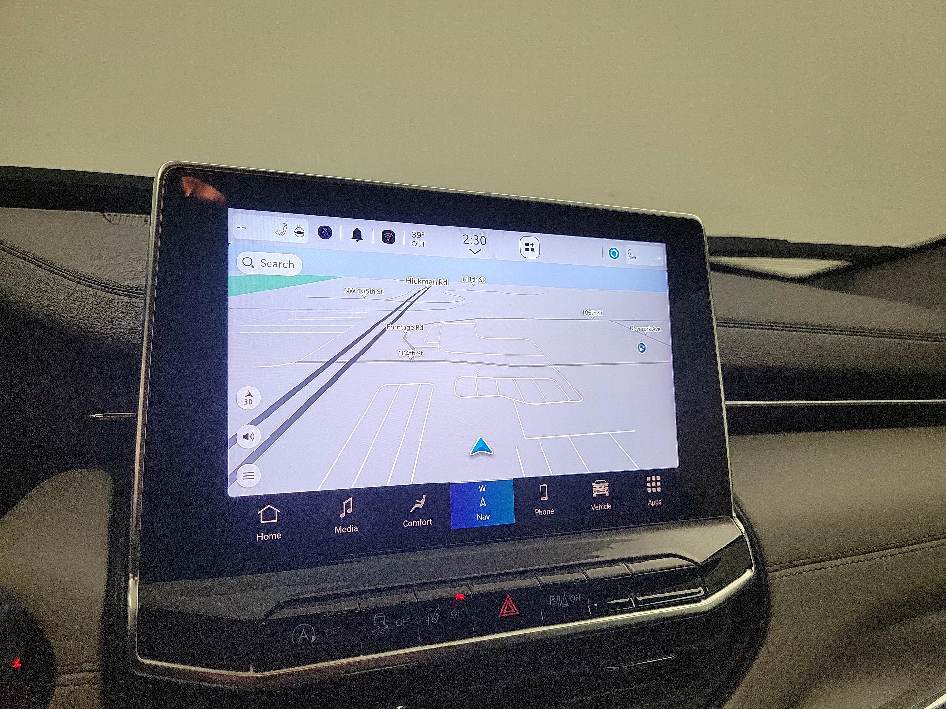 Thumbnail: 2023 Jeep Compass - 12