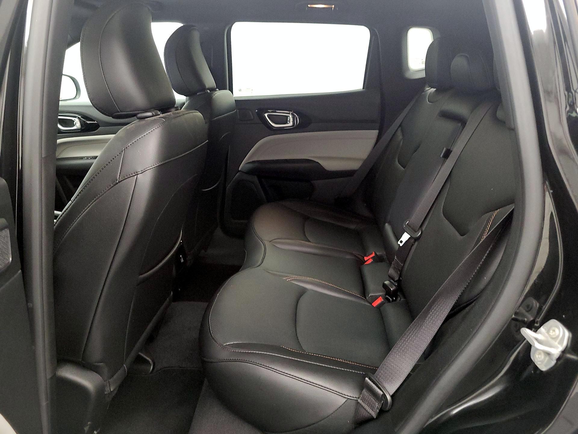 Thumbnail: 2023 Jeep Compass - 19