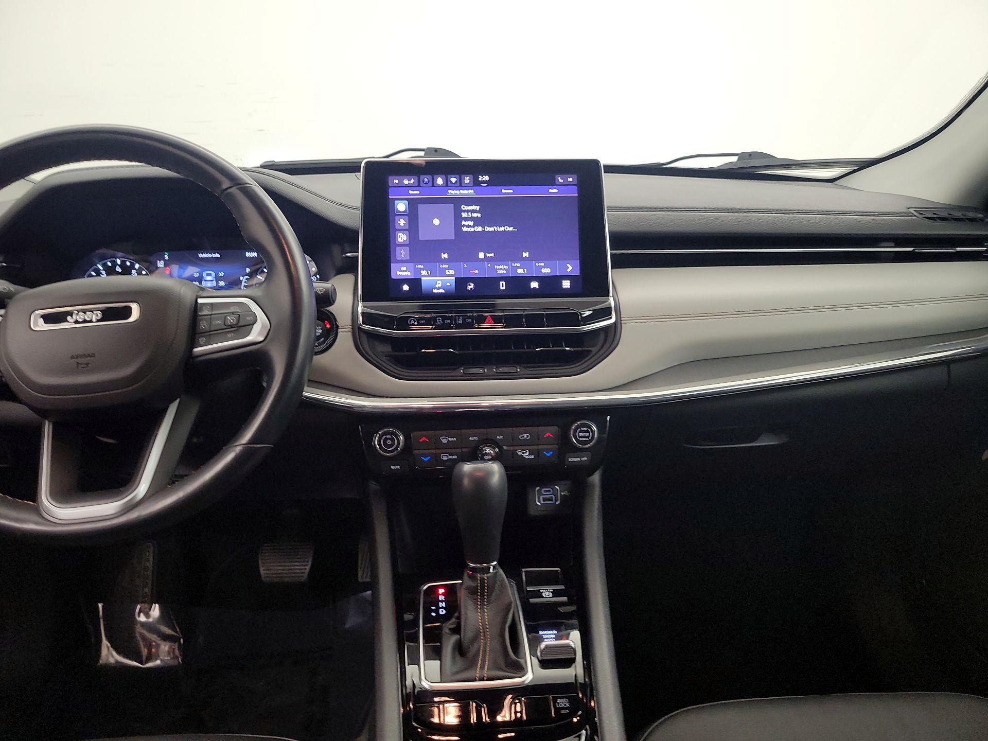 Thumbnail: 2022 Jeep Compass - 9