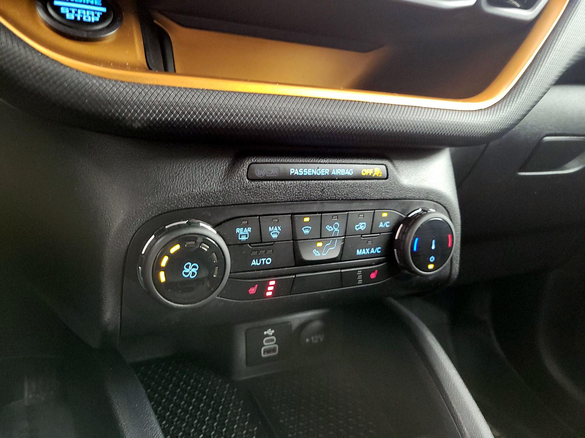 Thumbnail: 2023 Ford Bronco Sport - 16