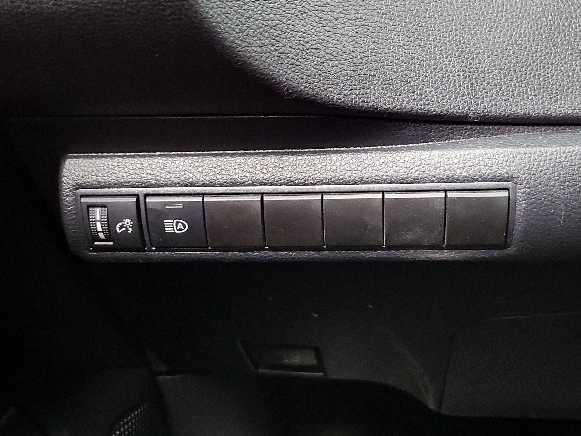 Thumbnail: 2024 Toyota Corolla - 13