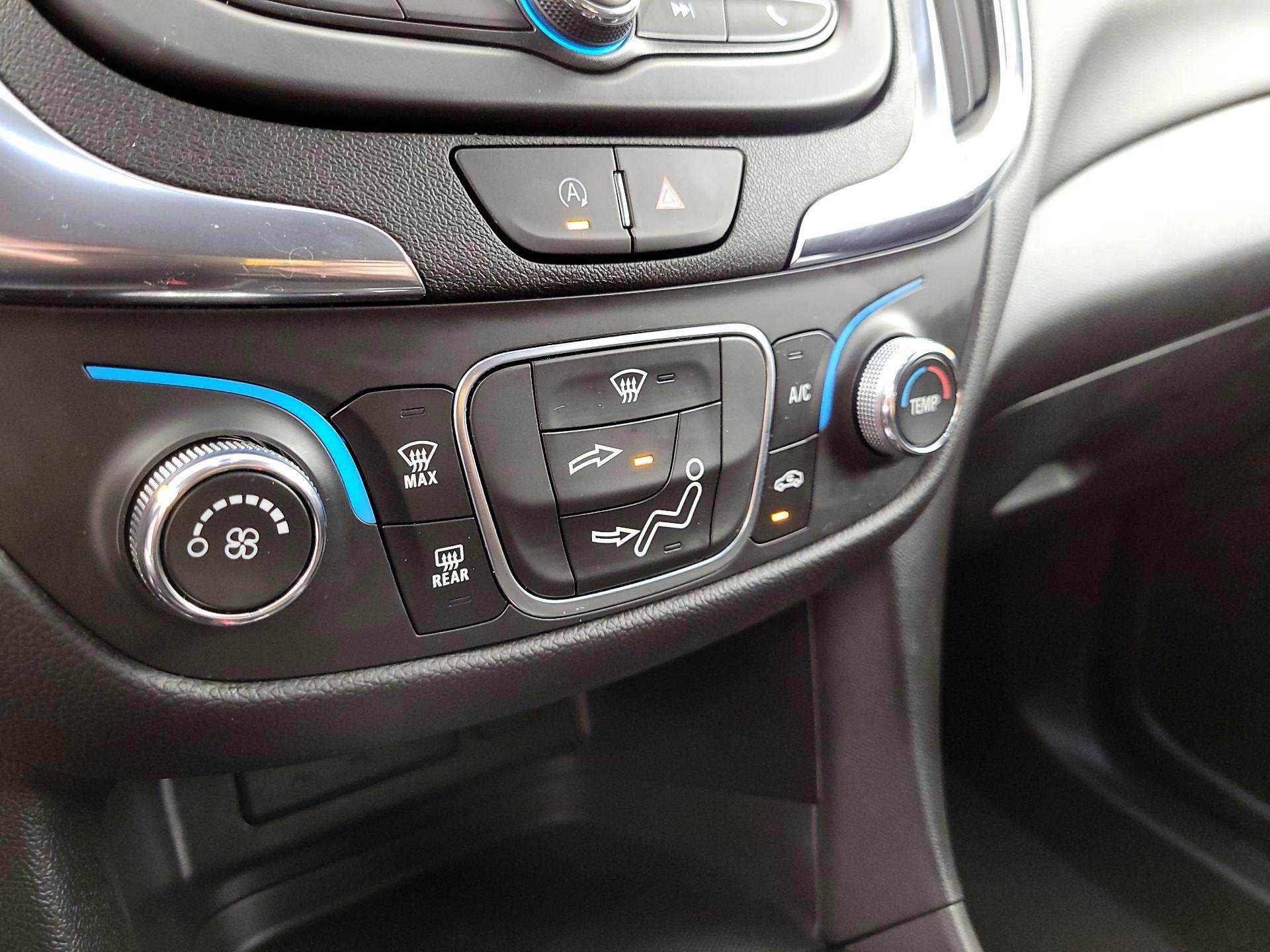 Thumbnail: 2024 Chevrolet Equinox - 16