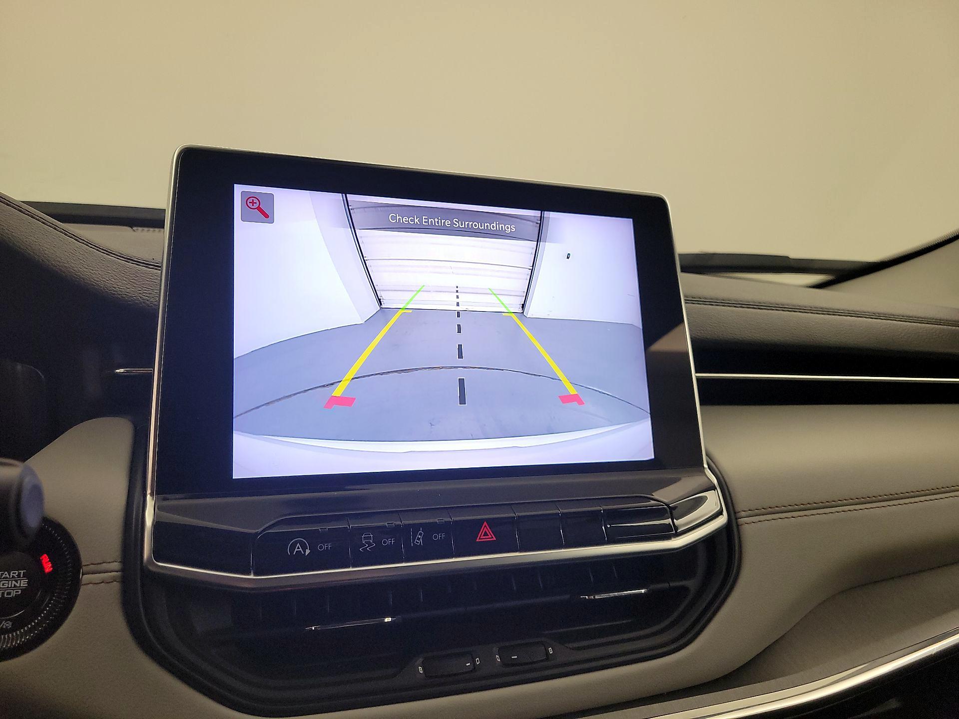 Thumbnail: 2022 Jeep Compass - 15