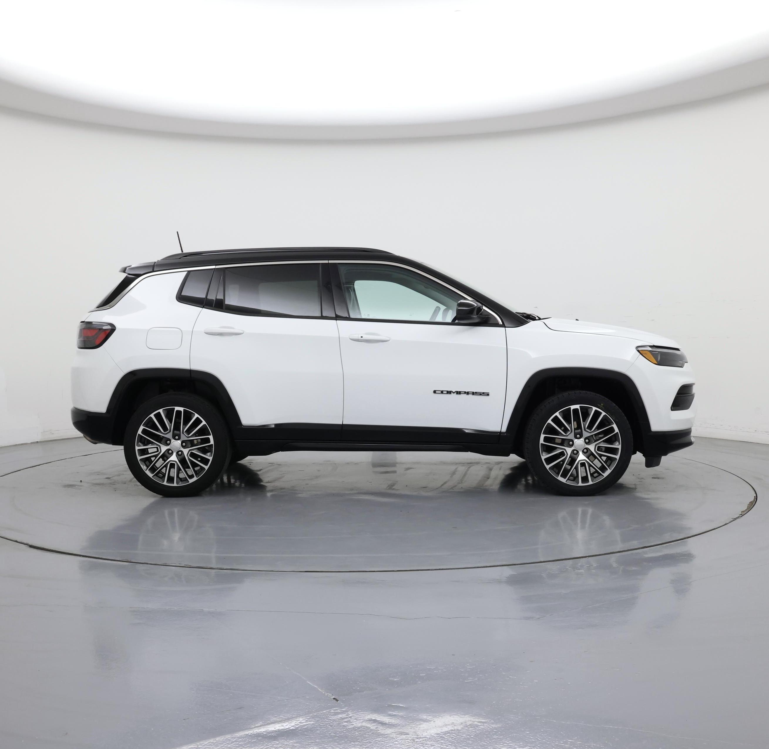 Thumbnail: 2022 Jeep Compass - 7