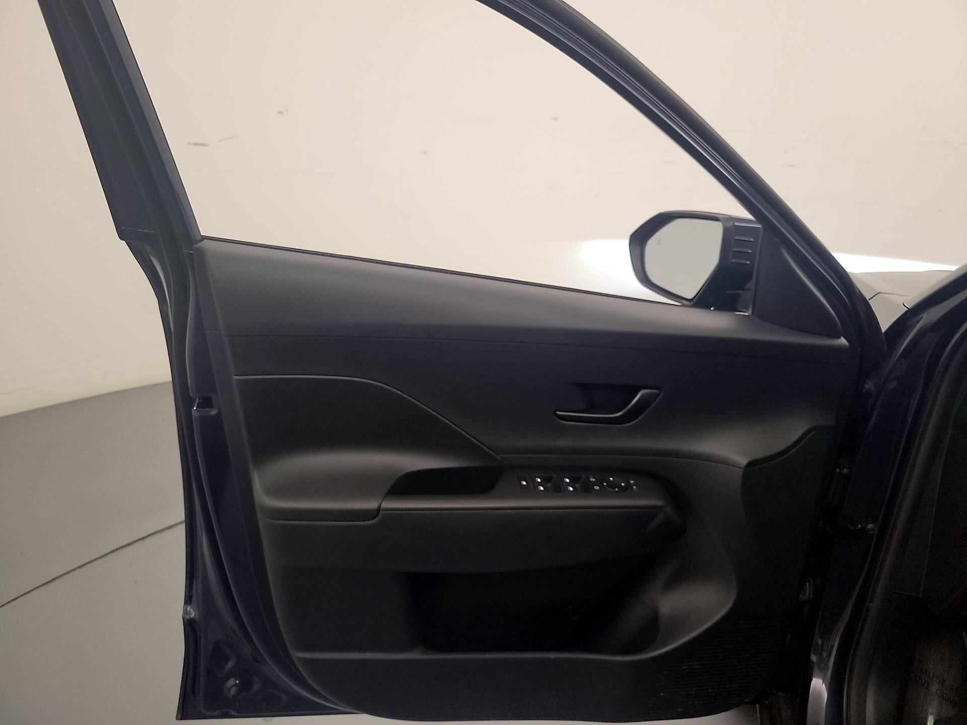 Thumbnail: 2025 Hyundai Kona - 12