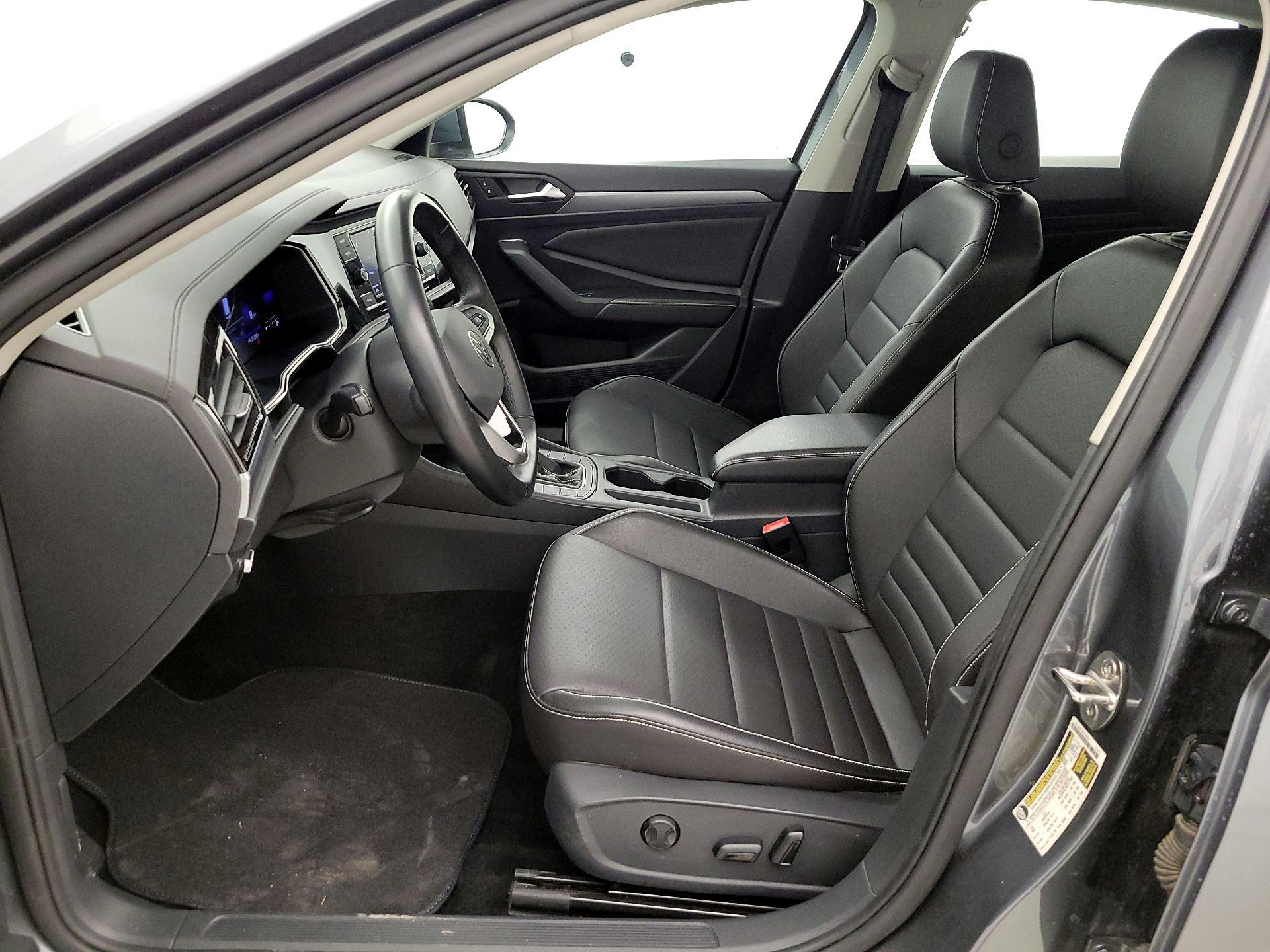 Thumbnail: 2024 Volkswagen Jetta - 11