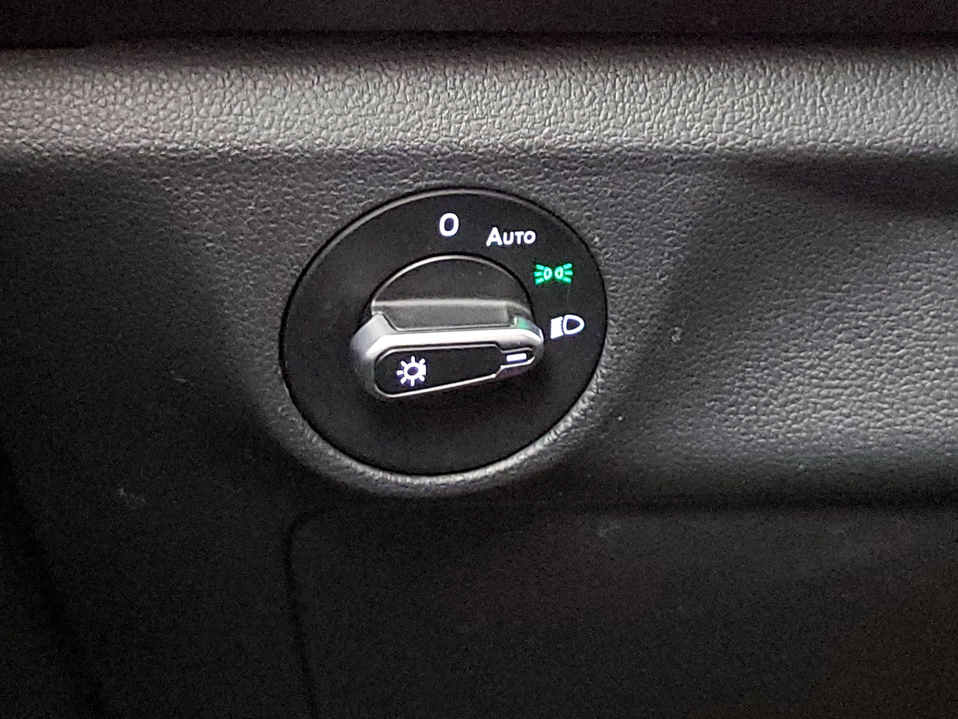 Thumbnail: 2024 Volkswagen Jetta - 13