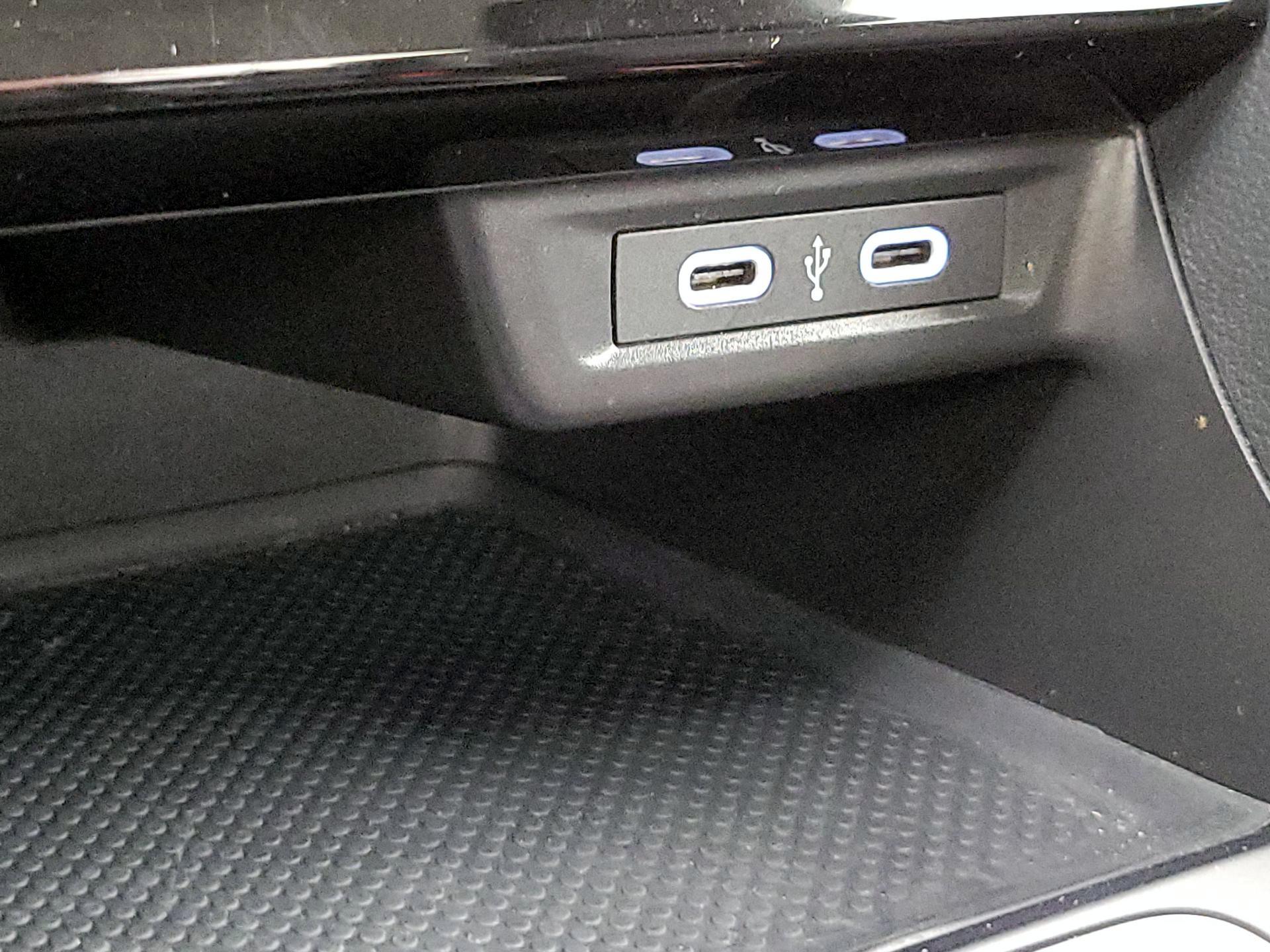 Thumbnail: 2024 Volkswagen Jetta - 18