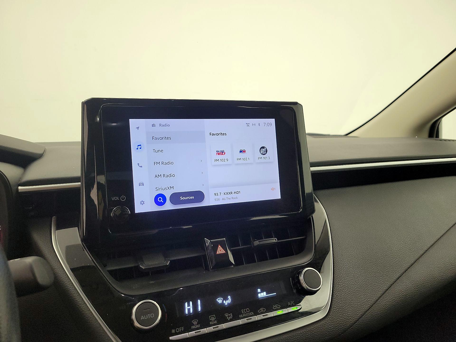 Thumbnail: 2024 Toyota Corolla - 16